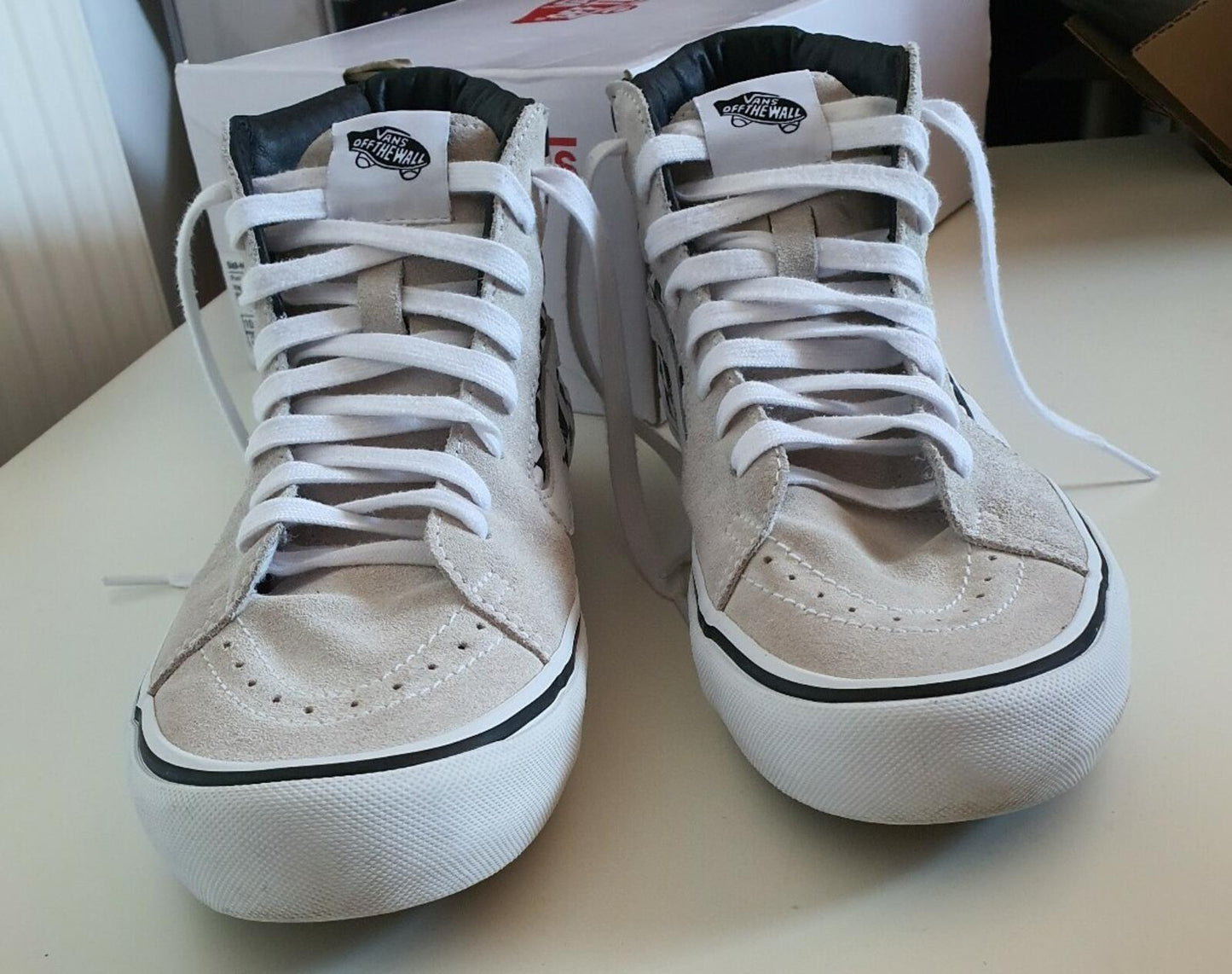 FW19 Supreme x Vans F*ck The World Sk8-Hi Pro UK 9 US 10 EUR 43 White Trainers