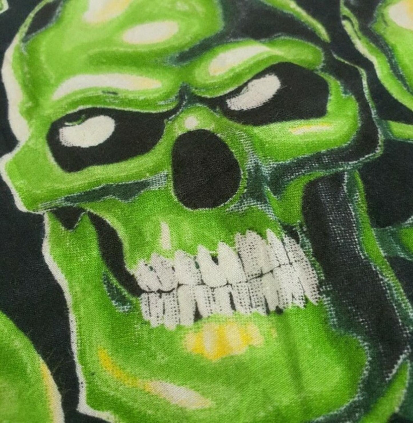 SS18 Supreme Skull Pile green bandana Glow in the dark scarf Accessory