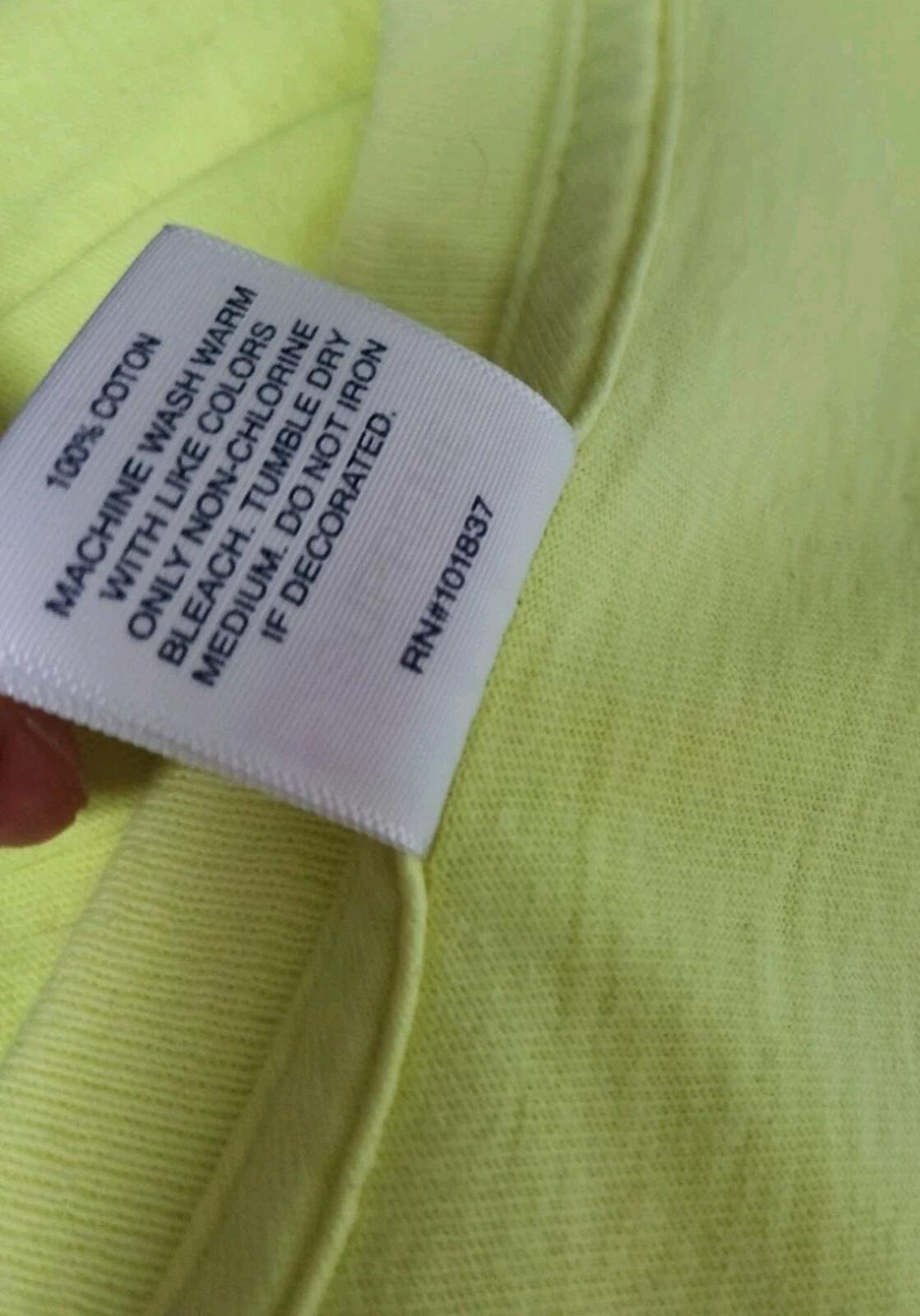 SS18 Supreme Diamonds Tee Size M Medium T-shirt Bright Yellow
