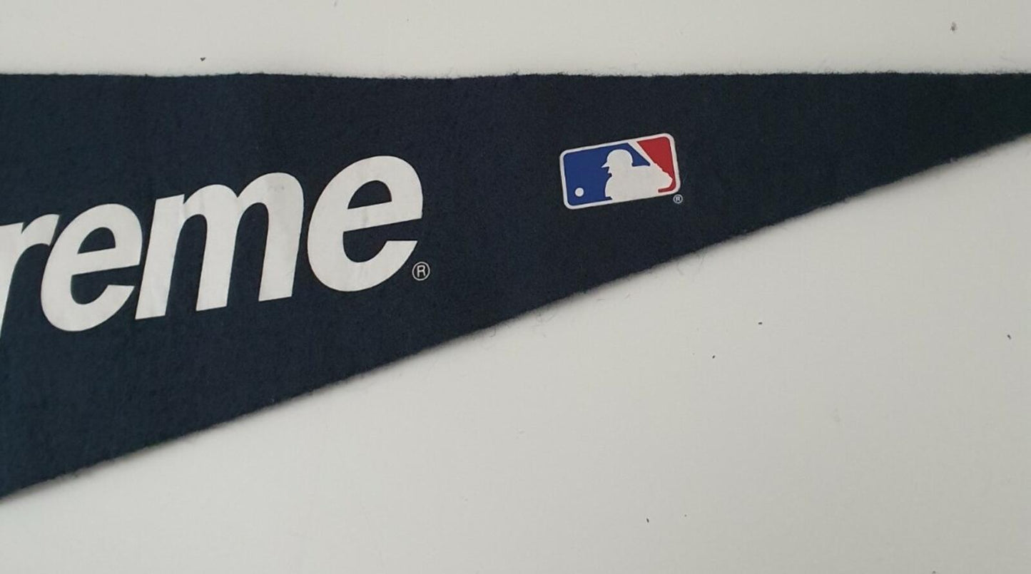 SS15 Supreme x New York Yankees Marineblau Wimpel Baseball Accessoire Selten