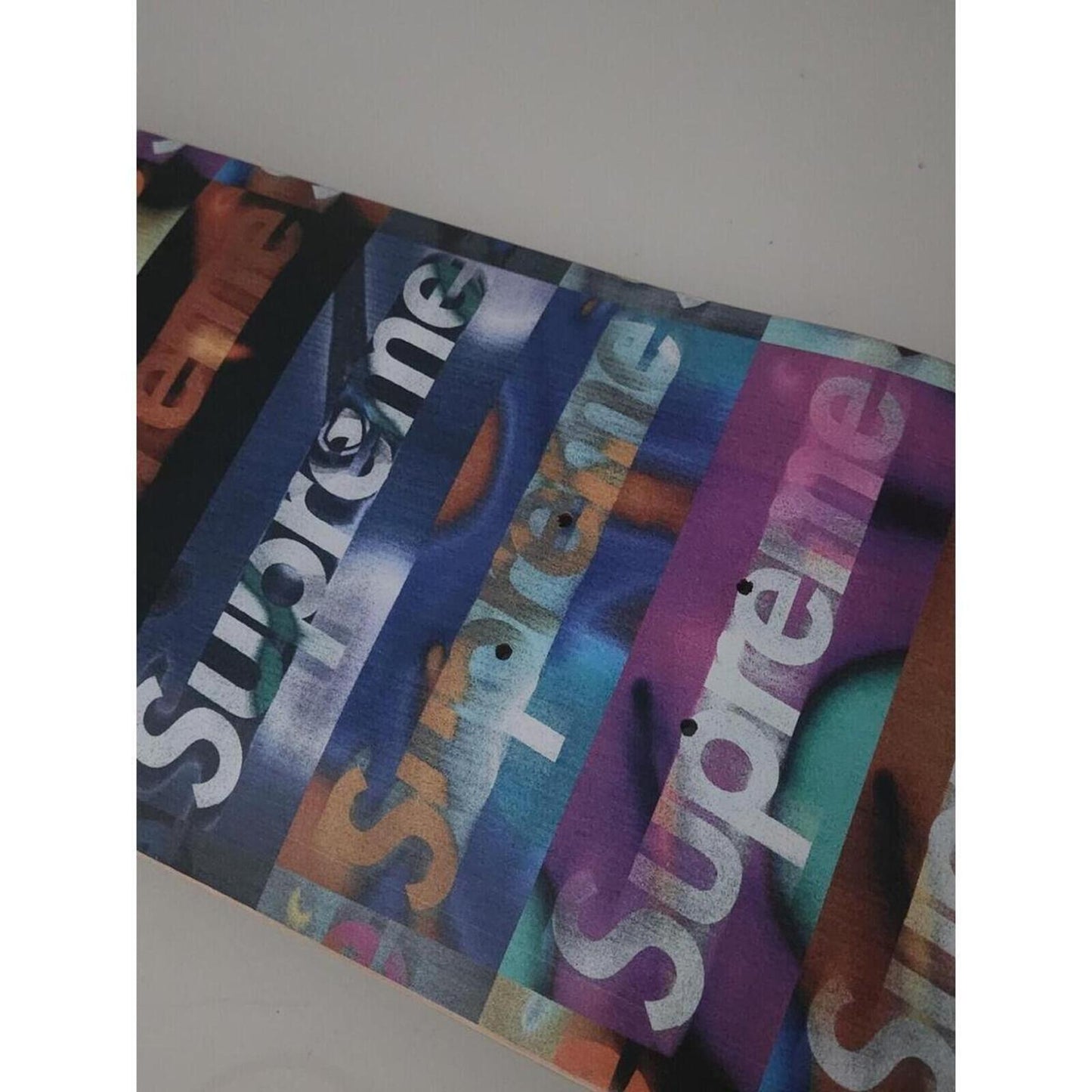 SS20 Supreme Distorted Logo Skateboard Skate Deck Size 8.5" x 32.25