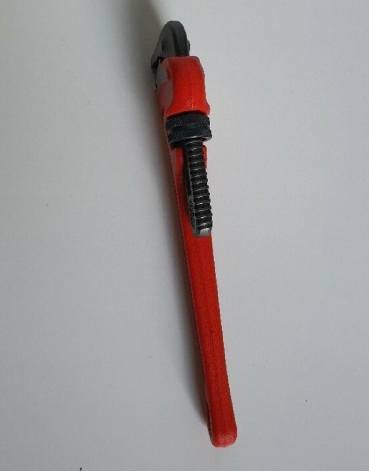 FW20 Supreme Ridgid pipe wrench red made in U.S.A Accessory