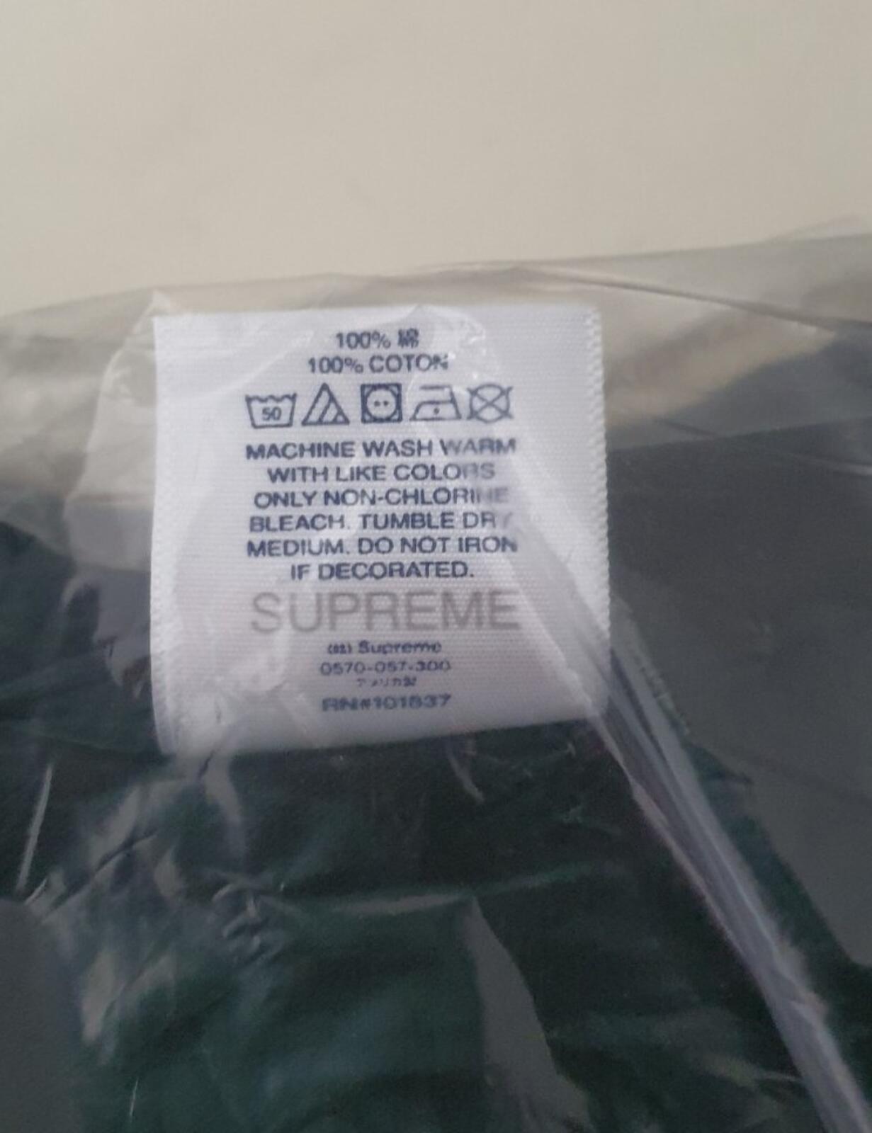 FW22 Supreme Andre 3000 tee size S small black T-shirt New And Unopened