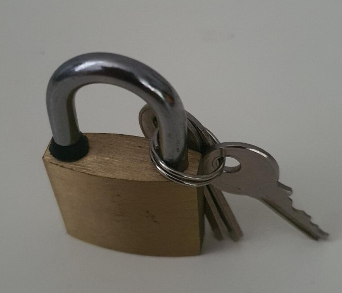 FW15 Supreme Brass Mini Padlock gold lock + 3 keys small box logo Rare Accessory