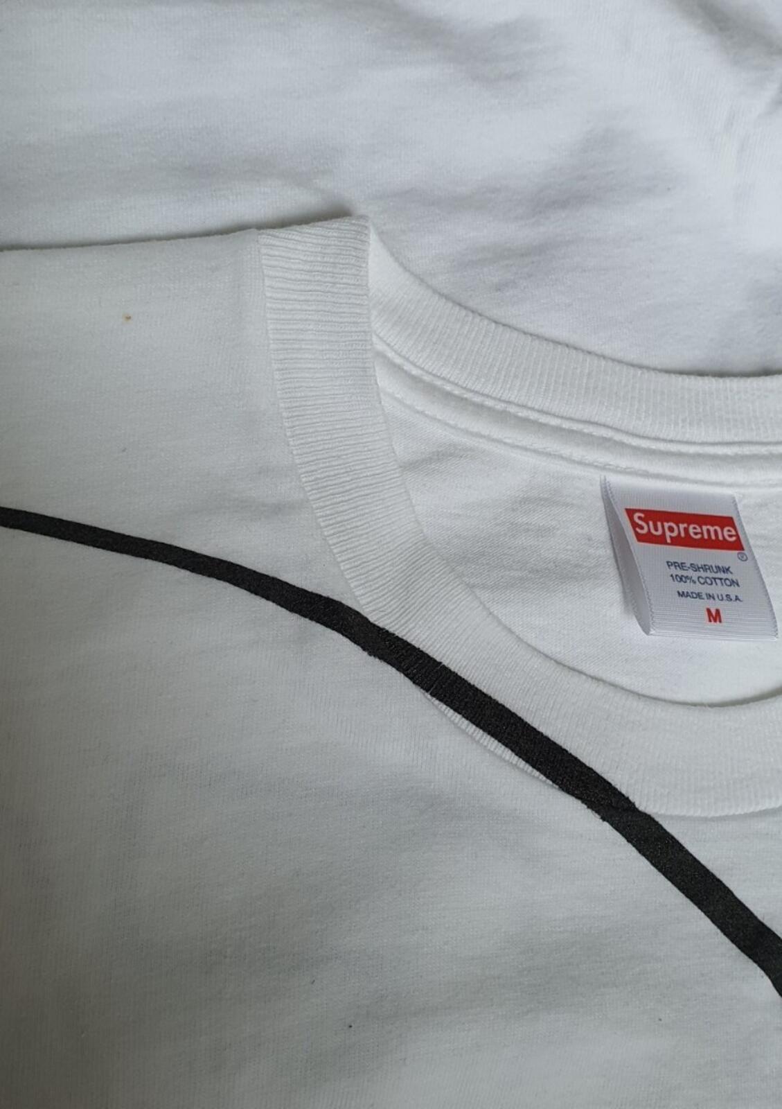 FW20 Supreme Smurfs tee Size M medium yellow T-shirt