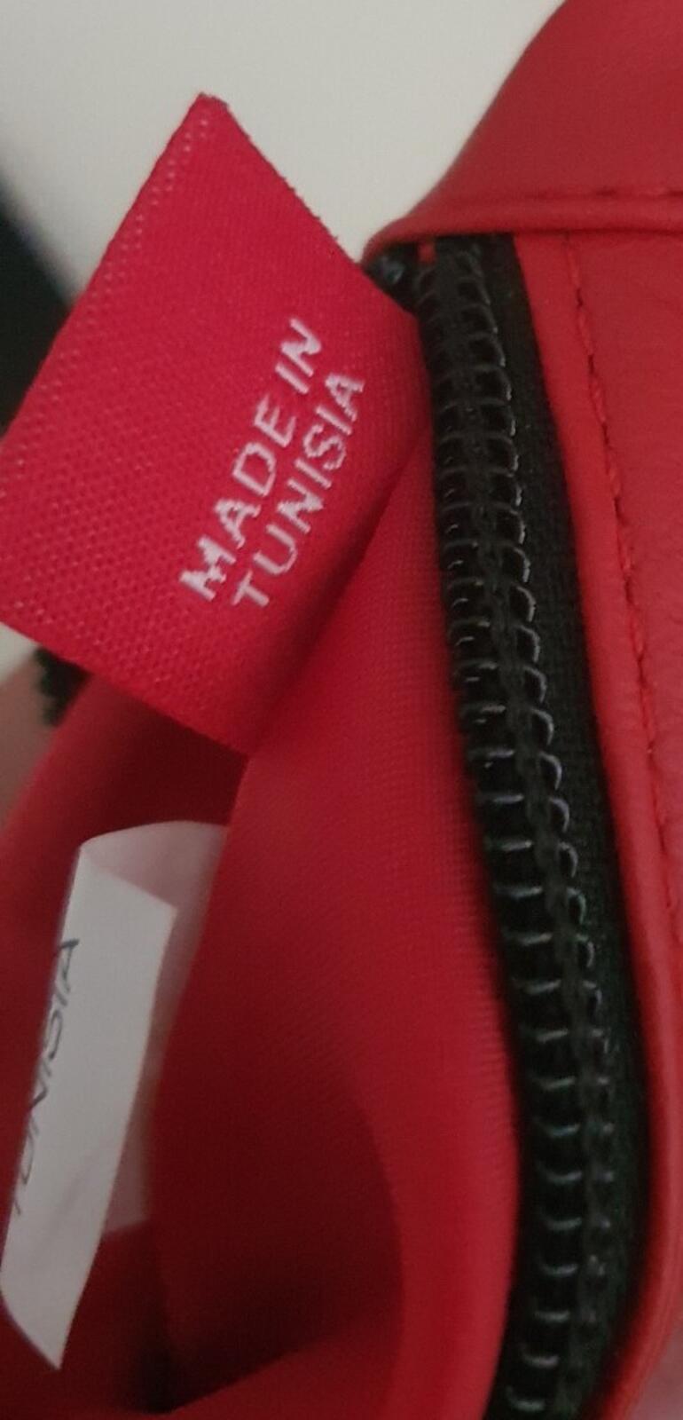 SS19 Supreme Leather Waist / Shoulder Pouch Bag Red