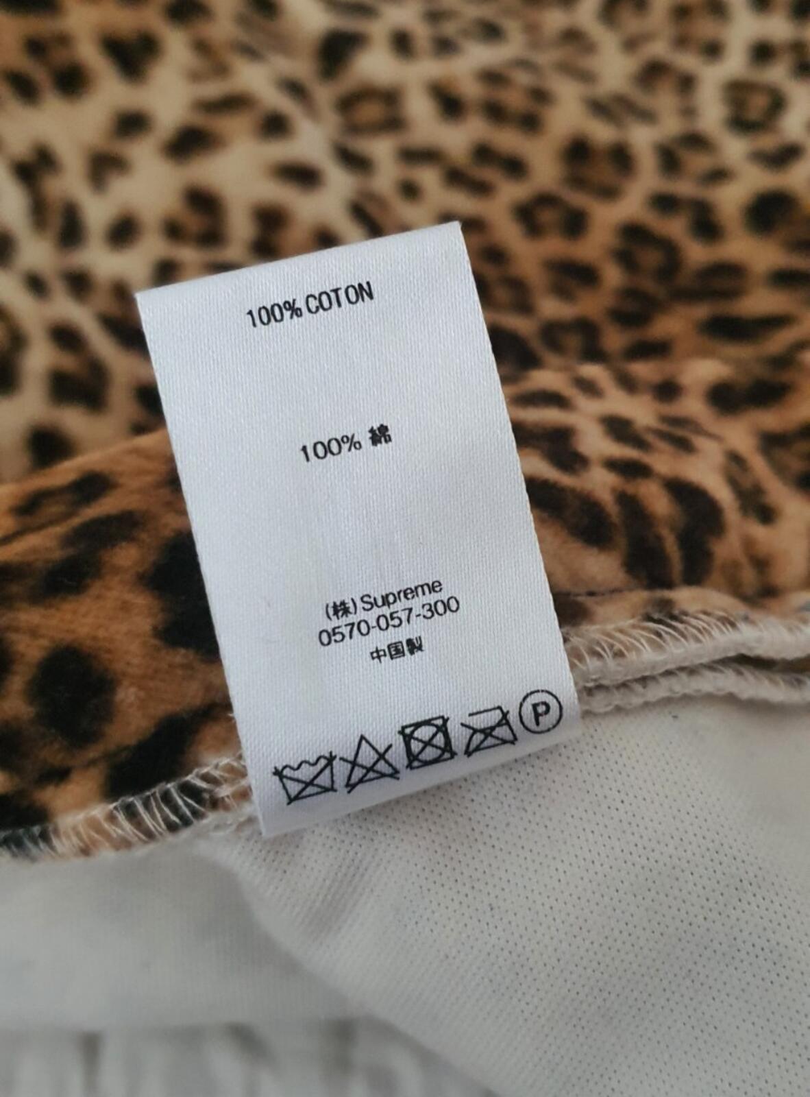 SS19 Supreme Velvet Leopard work short size 34 shorts