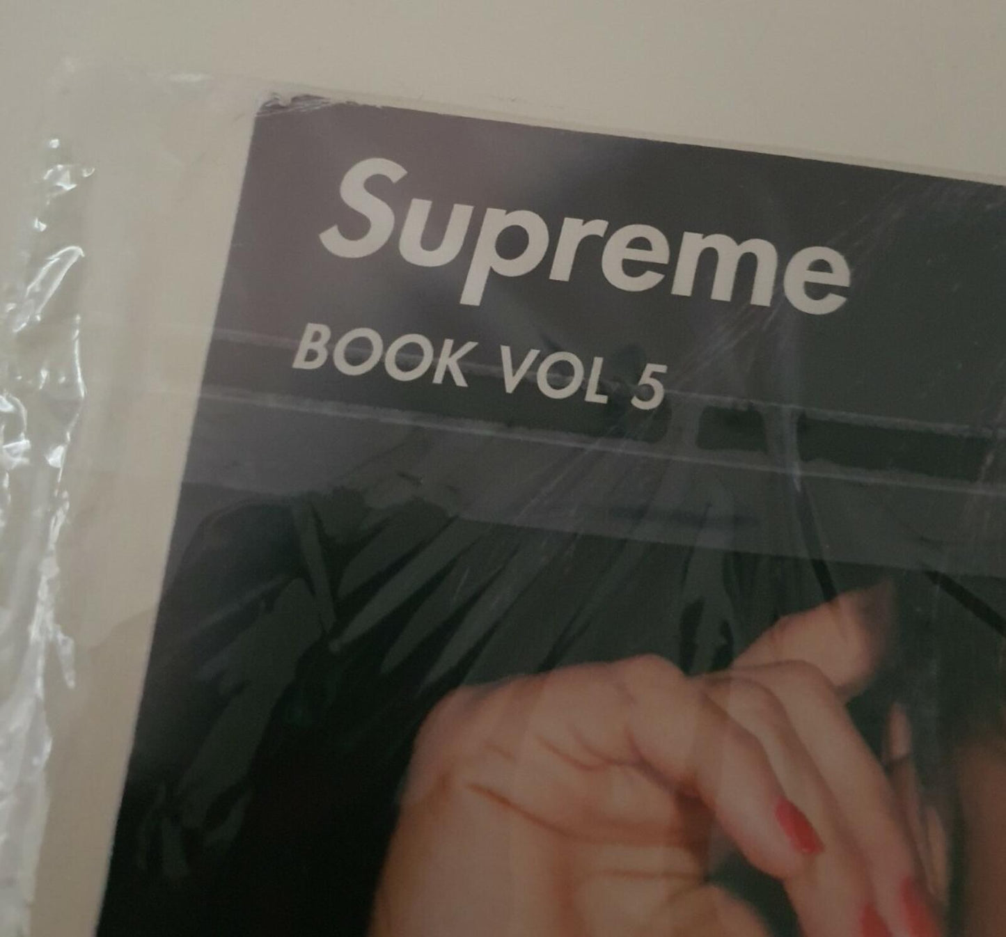 Supreme book n.5 from 2009 catalogue magazine including SUP tote bag Very Rare