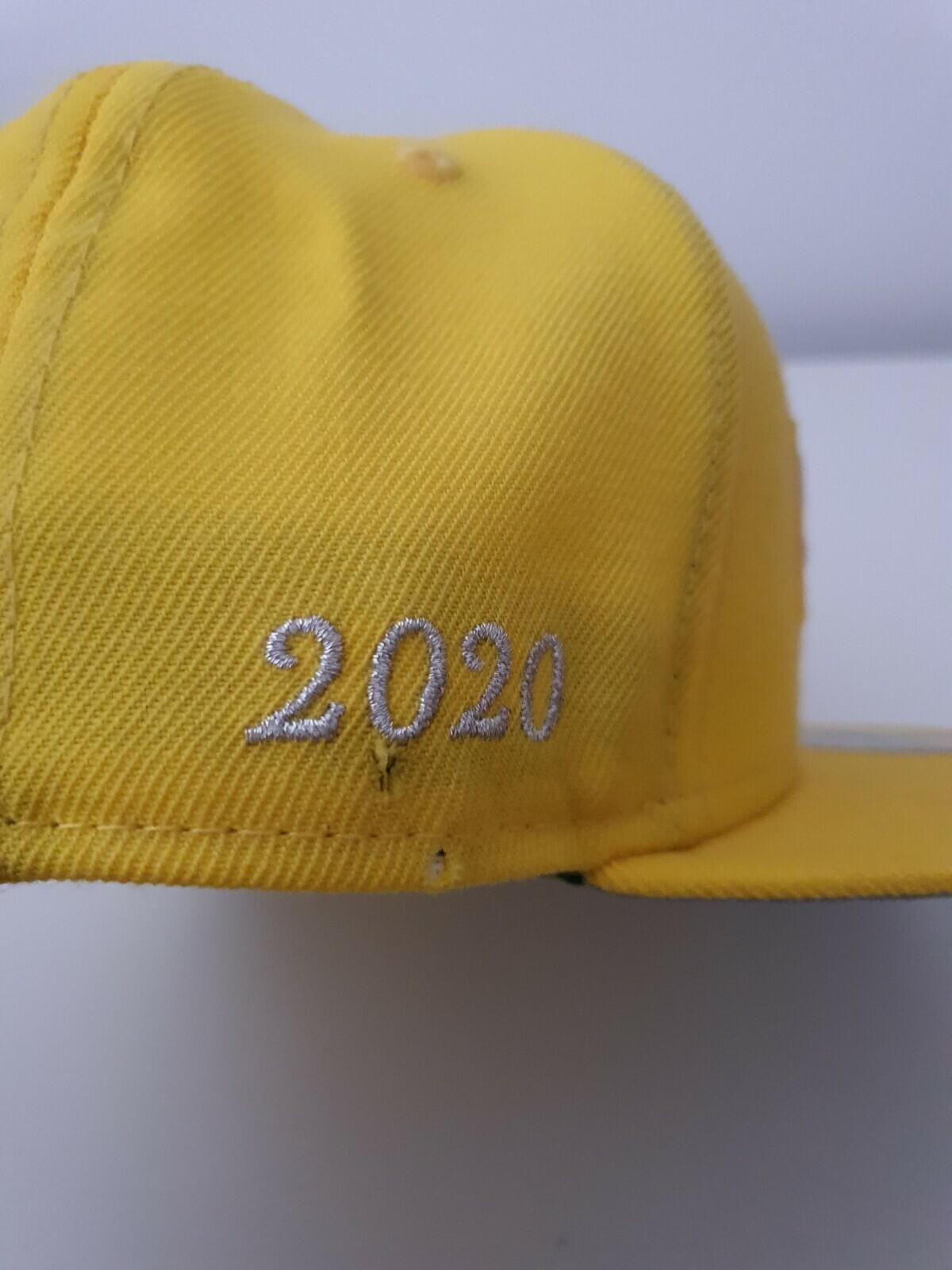 SS20 Supreme $1M box logo New Era size 7 1/8 yellow cap