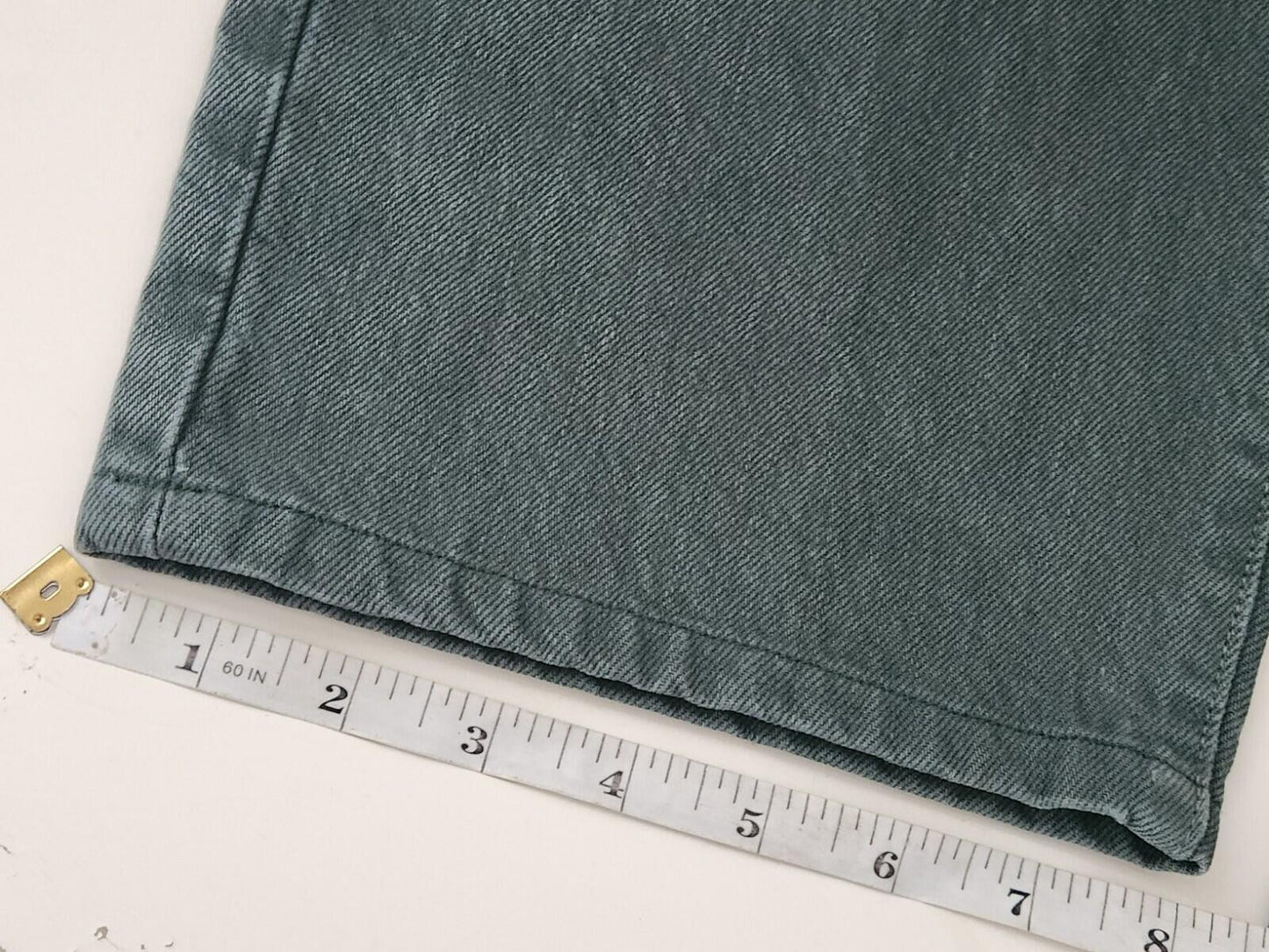 SS18 Supreme jeans regulares lavados Talla 30 Pantalones verde oscuro W30 L25 denim de estrellas