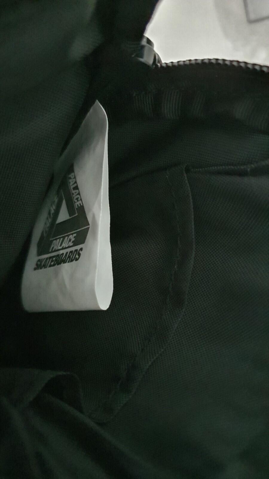 AW17 Palace Sling Sack camera bag fig Tri-Ferg shoulder pouch New With Tag