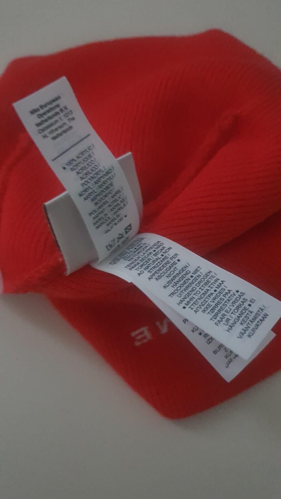 SS21 Supreme x Nike Snakeskin Beanie Red