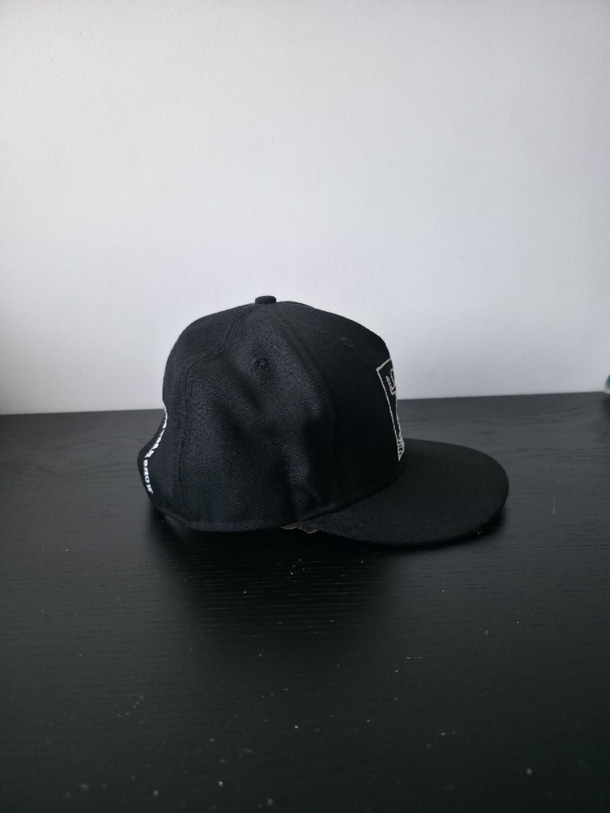 SS09 Supreme x Malcolm McLaren Keith Haring New Era Snapback Cap Black