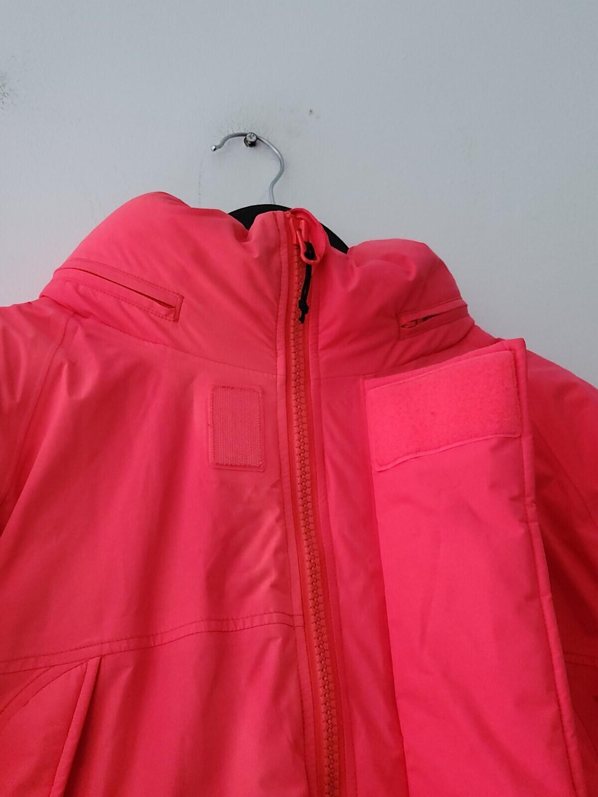 FW20 Supreme GORE-TEX 700-Fill down Parka M Medium jacket Waterproof Bright Red