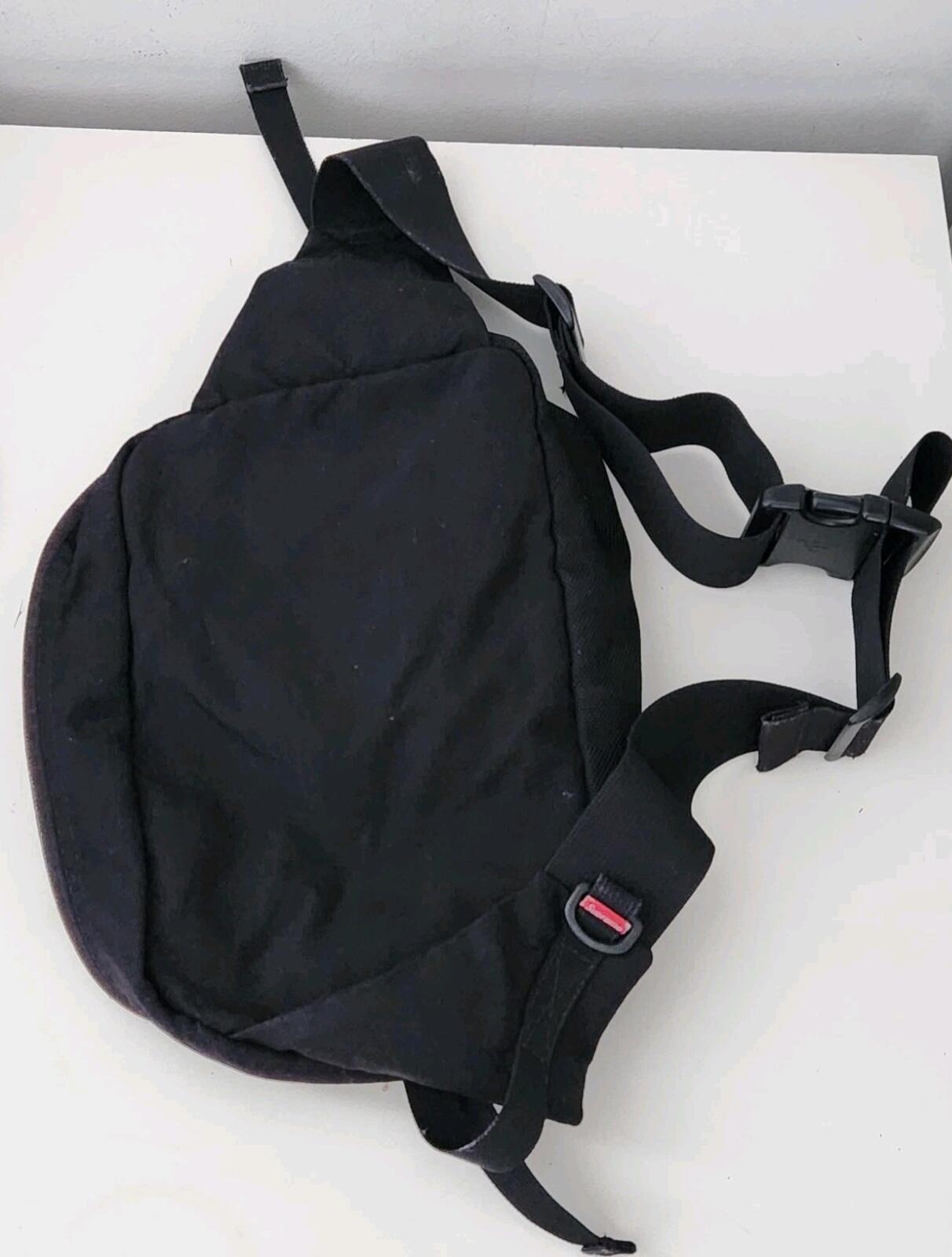 FW15 Supreme Umhängetasche Schwarz