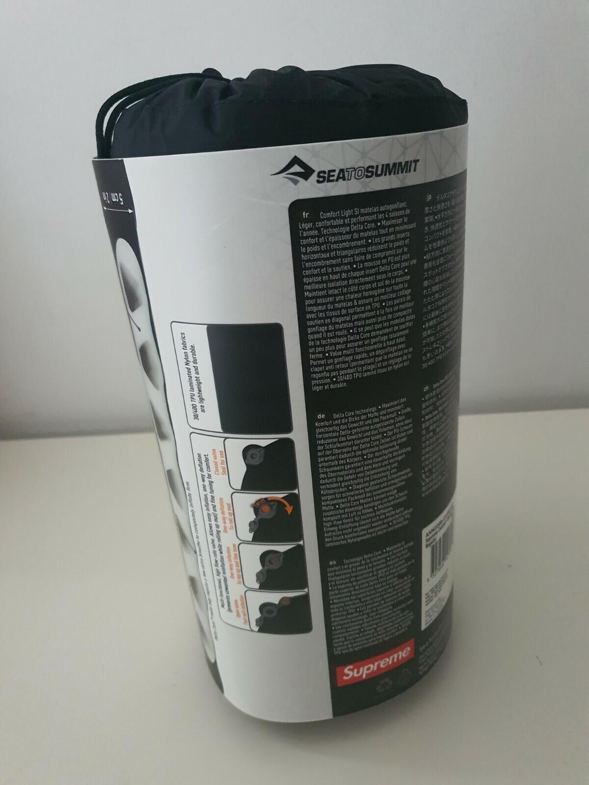 SS21 Supreme Sea to summit self inflating sleeping mat black New Accessory