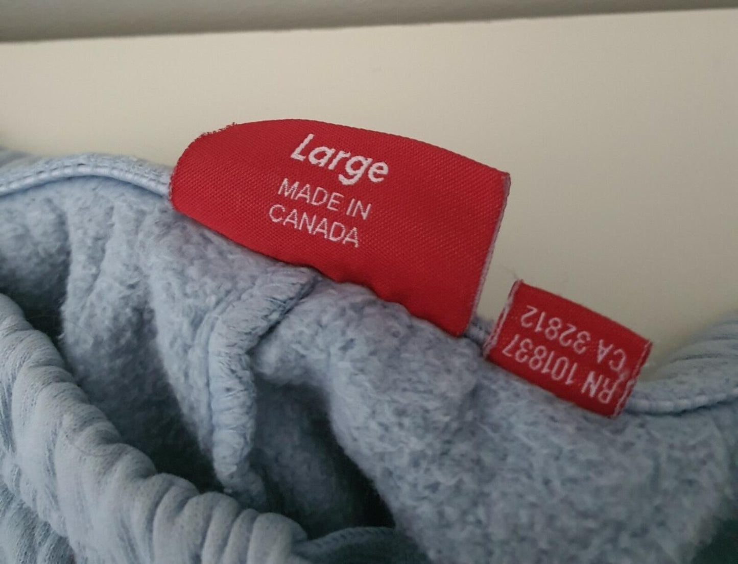 SS16 Supreme x Playboy Shorts Hellblau Größe L groß kurze Sweatshorts