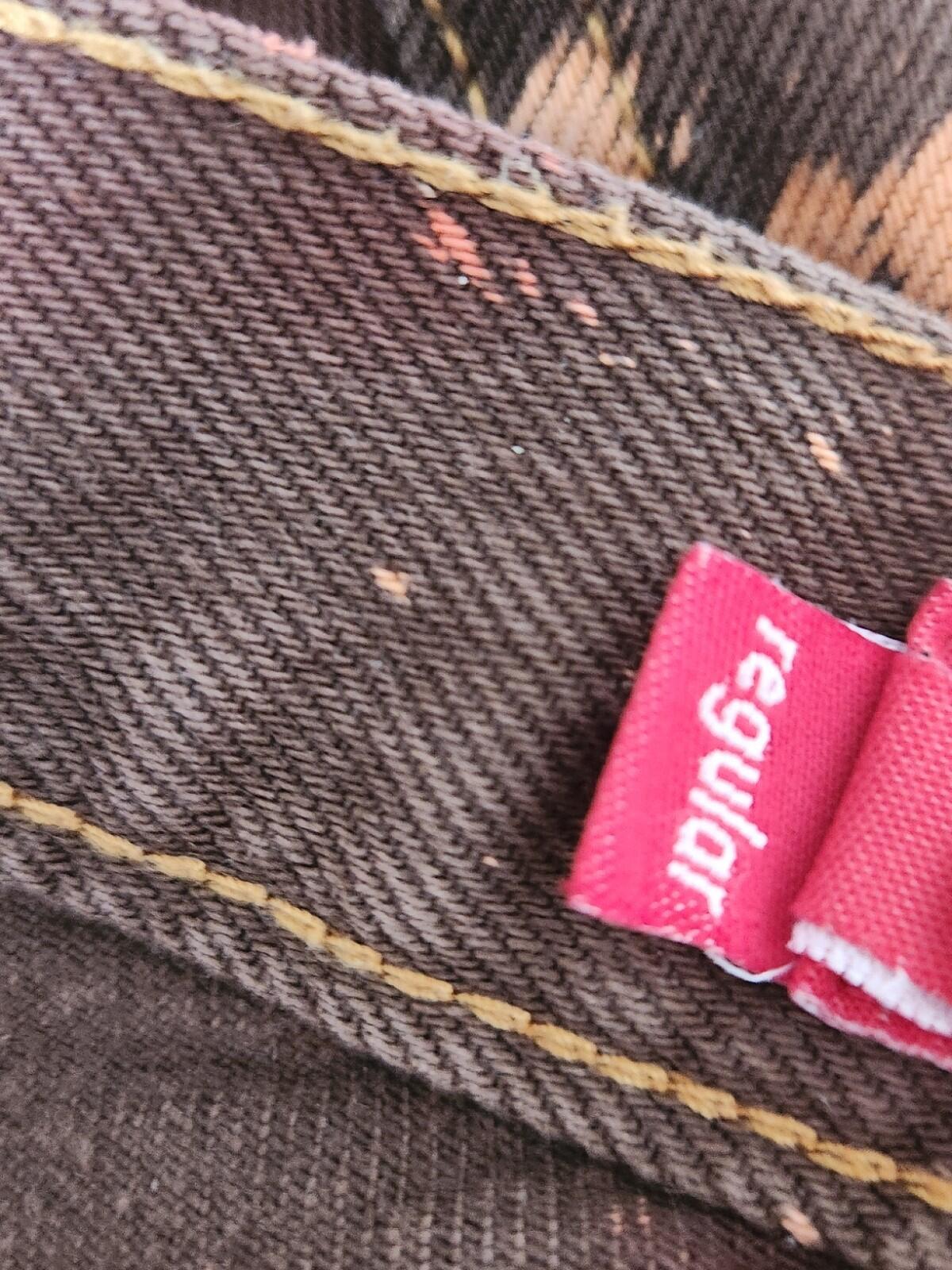FW21 Supreme regular jean size 32 W32 L32 Bleached Red