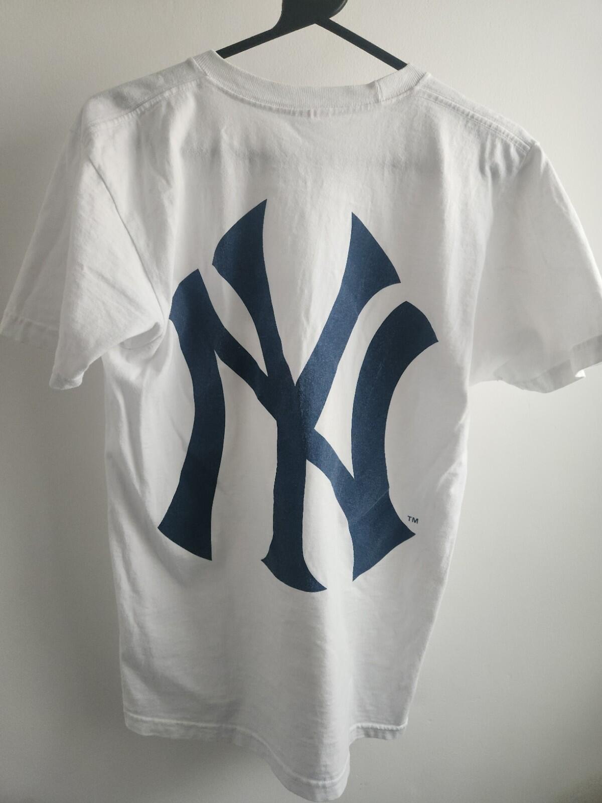 SS15 Supreme New York Yankees Box Logo white tee size M Medium T-shirt Baseball