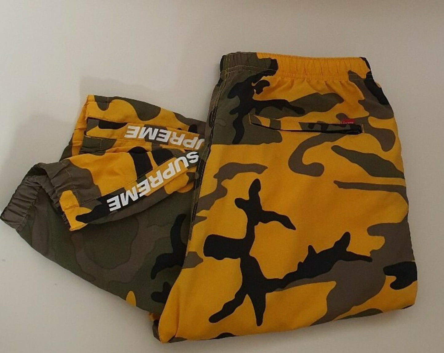 FW17 Supreme warm up pants yellow camo size L large trousers