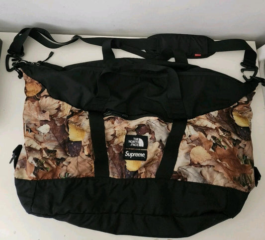 Mochila de lona de nailon FW16 Supreme x The North Face Apex Duffle Bag Leaves TNF