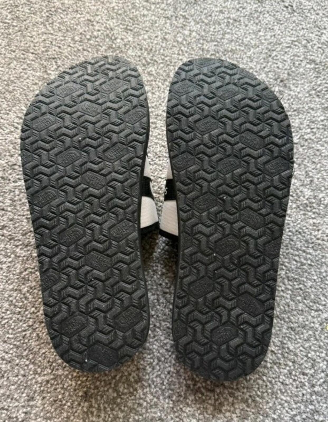 SS22 Supreme The North Face Trekking Sandal Slides Stone White UK 9 US 10 EU 43