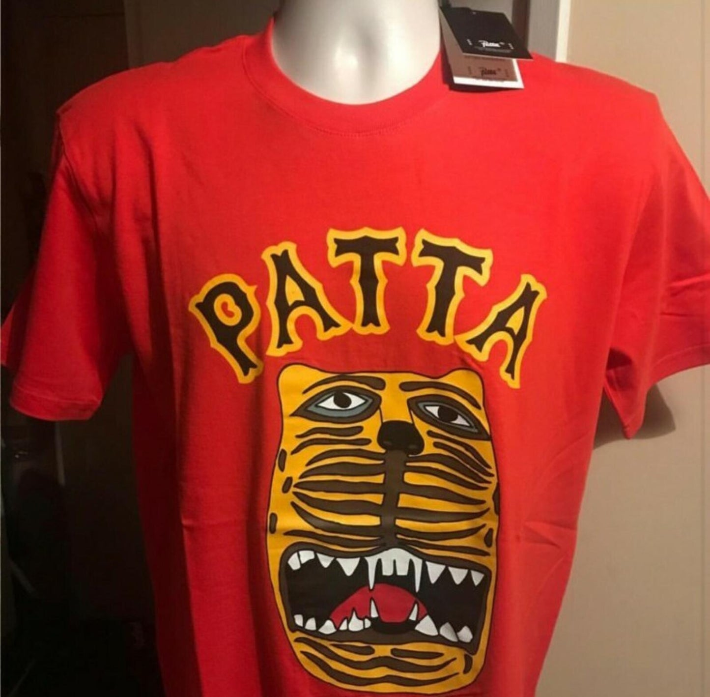 PATTA Liger Tee size S small T-shirt Poinciana New with tag 2018 Top