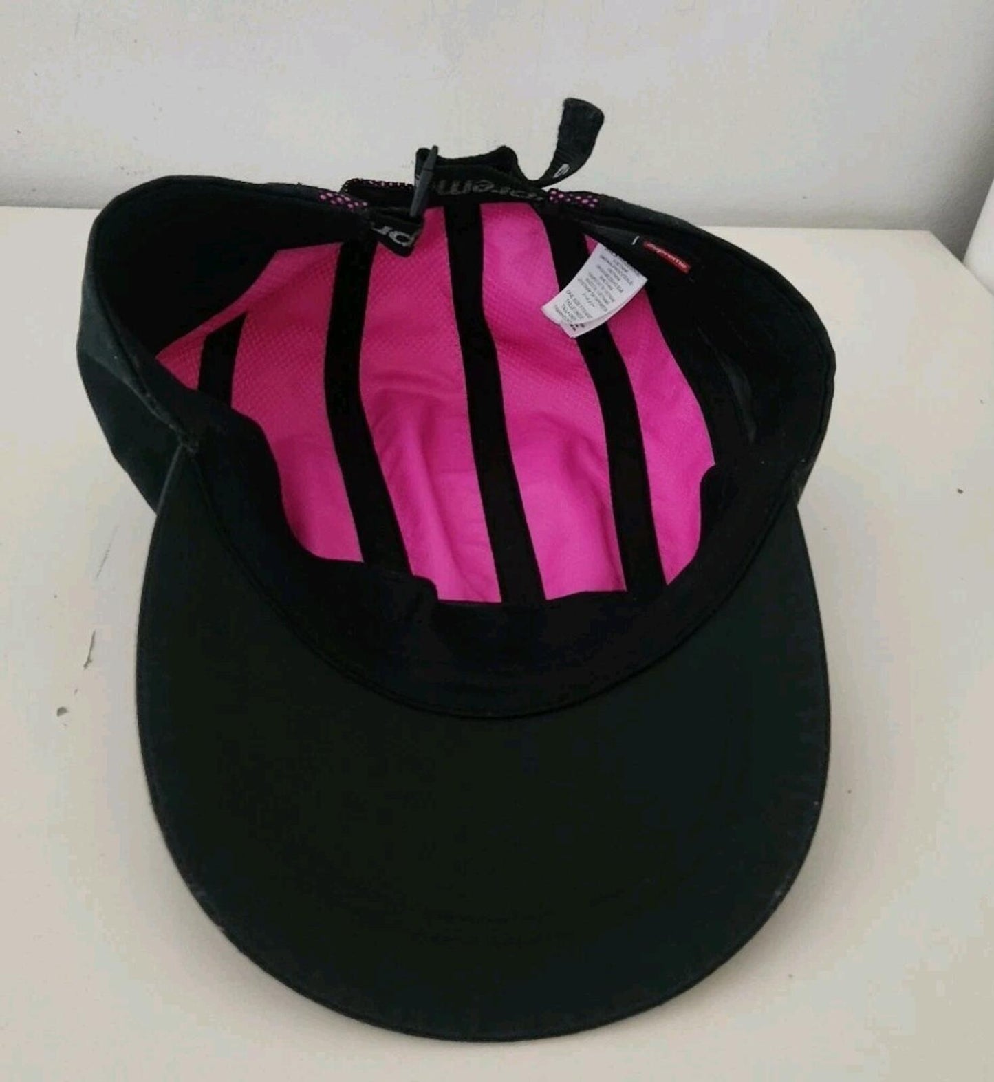 FW17 Supreme x Nike Trail Running Hat Black Pink Cap Reflective