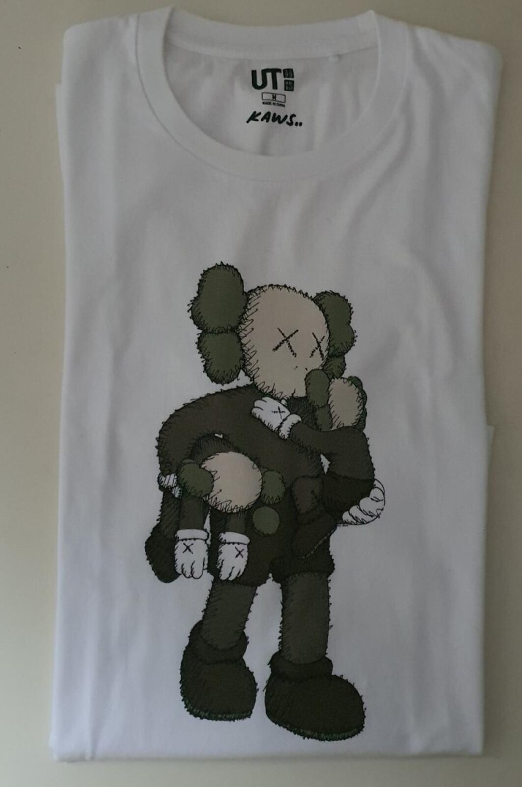 SS19 Uniqlo x Kaws x Sesame Street Clean State white Tee size M medium T-shirt