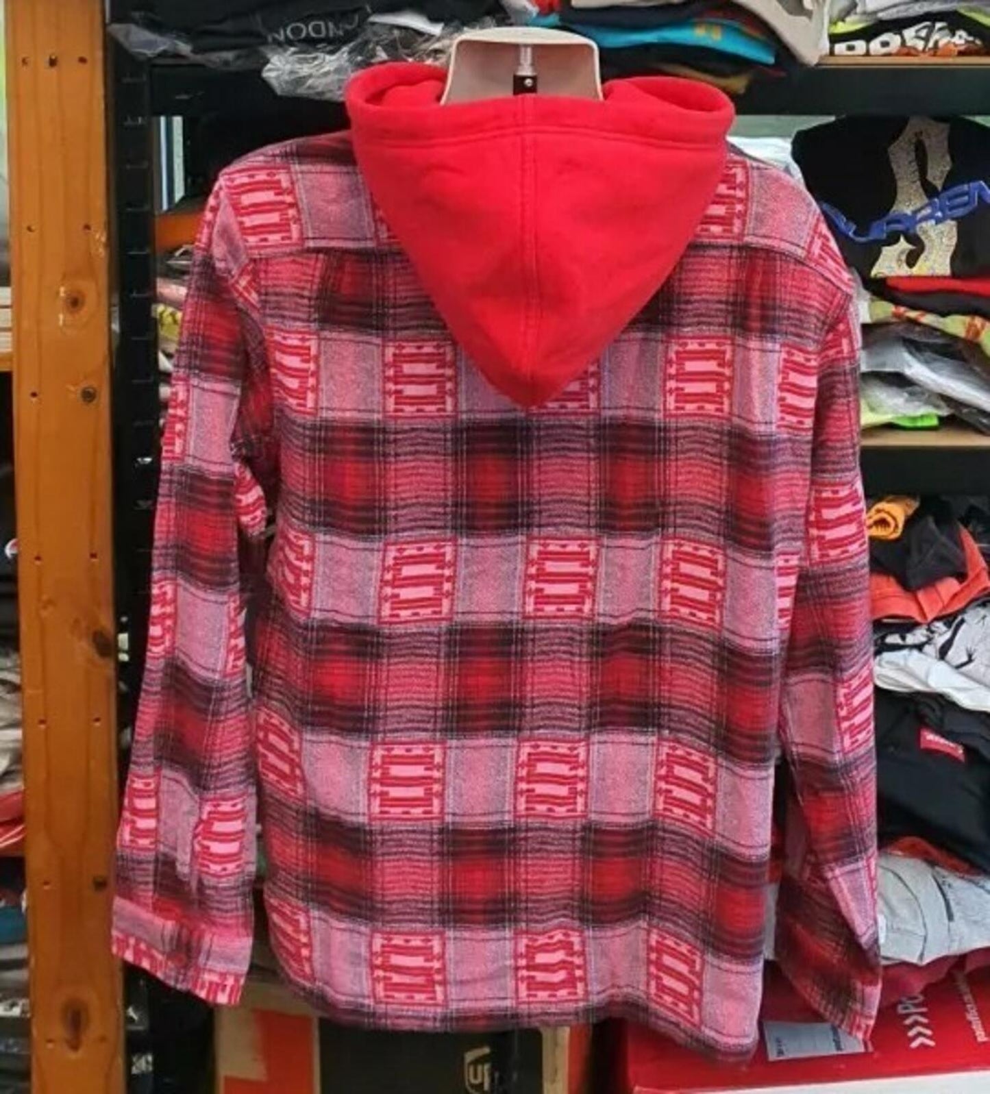 HW20 Supreme Kapuzen-Schatten-Karohemd Größe L groß Rot
