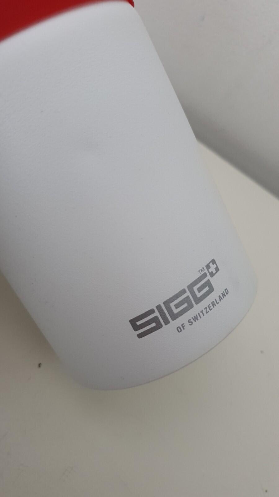 SS19 Supreme Sigg water bottle white Swiss made 1.0L BPA free aluminum Accessory