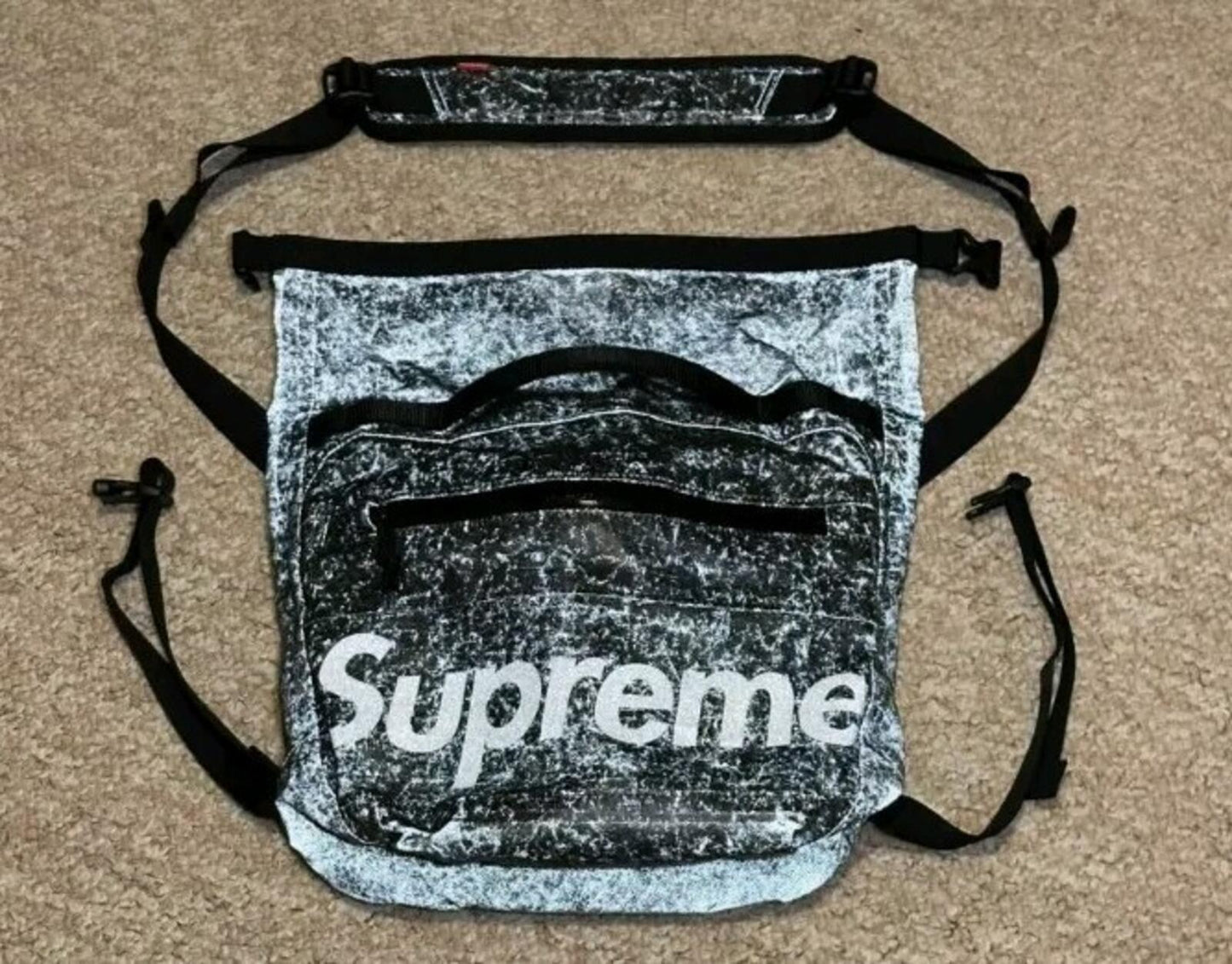 FW20 Supreme Waterproof Reflective Speckled Shoulder Bag Black