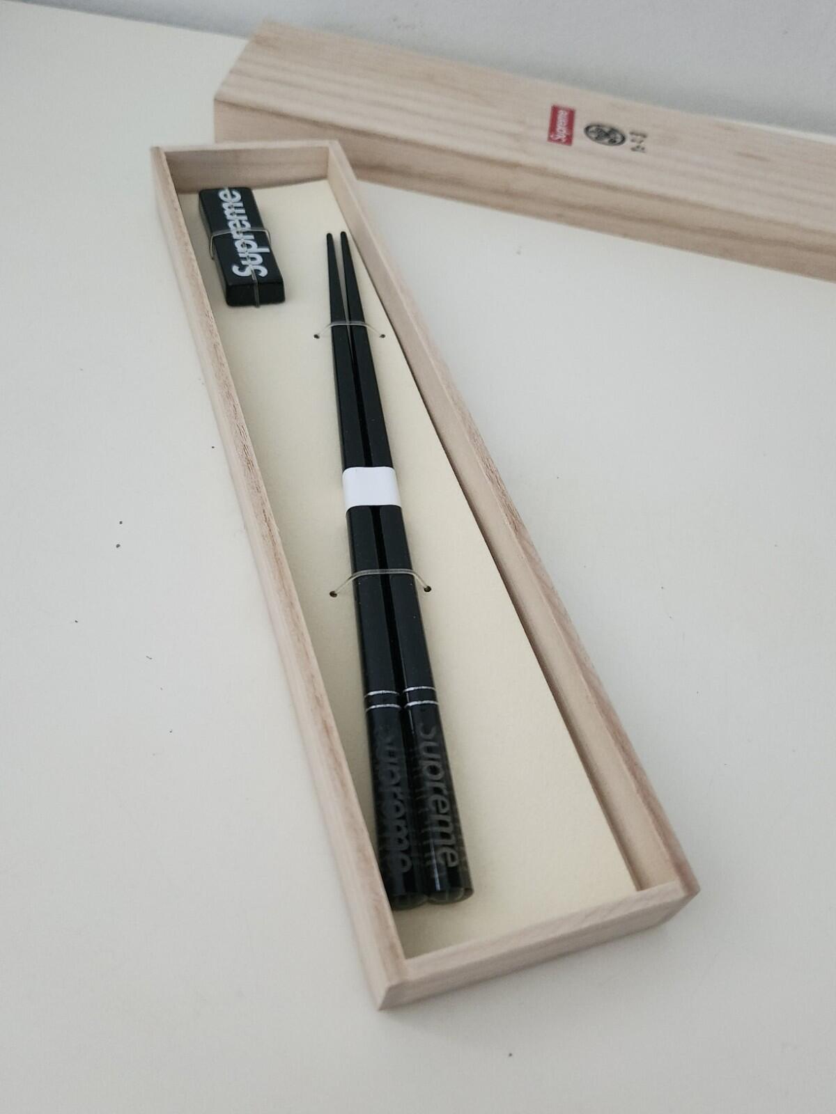 FW23 Supreme Chopsticks Set Black New Made In Japan