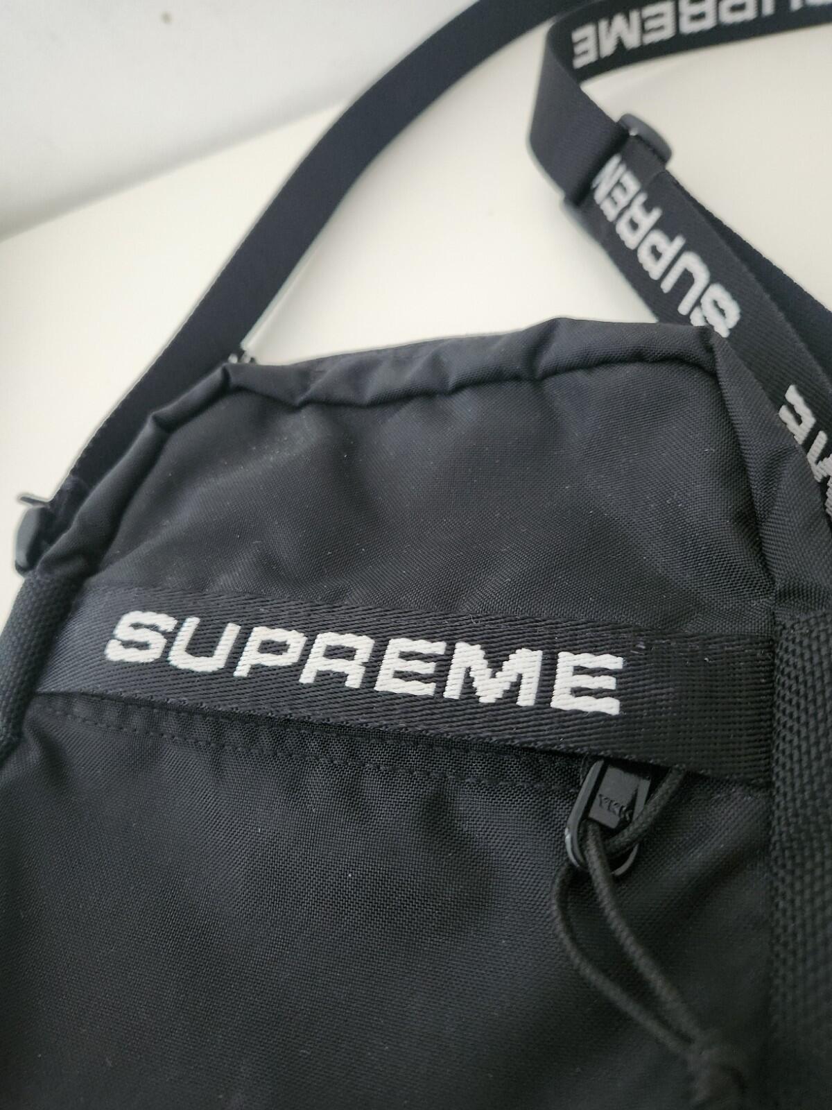 FW22 Supreme shoulder bag black Water Resistant