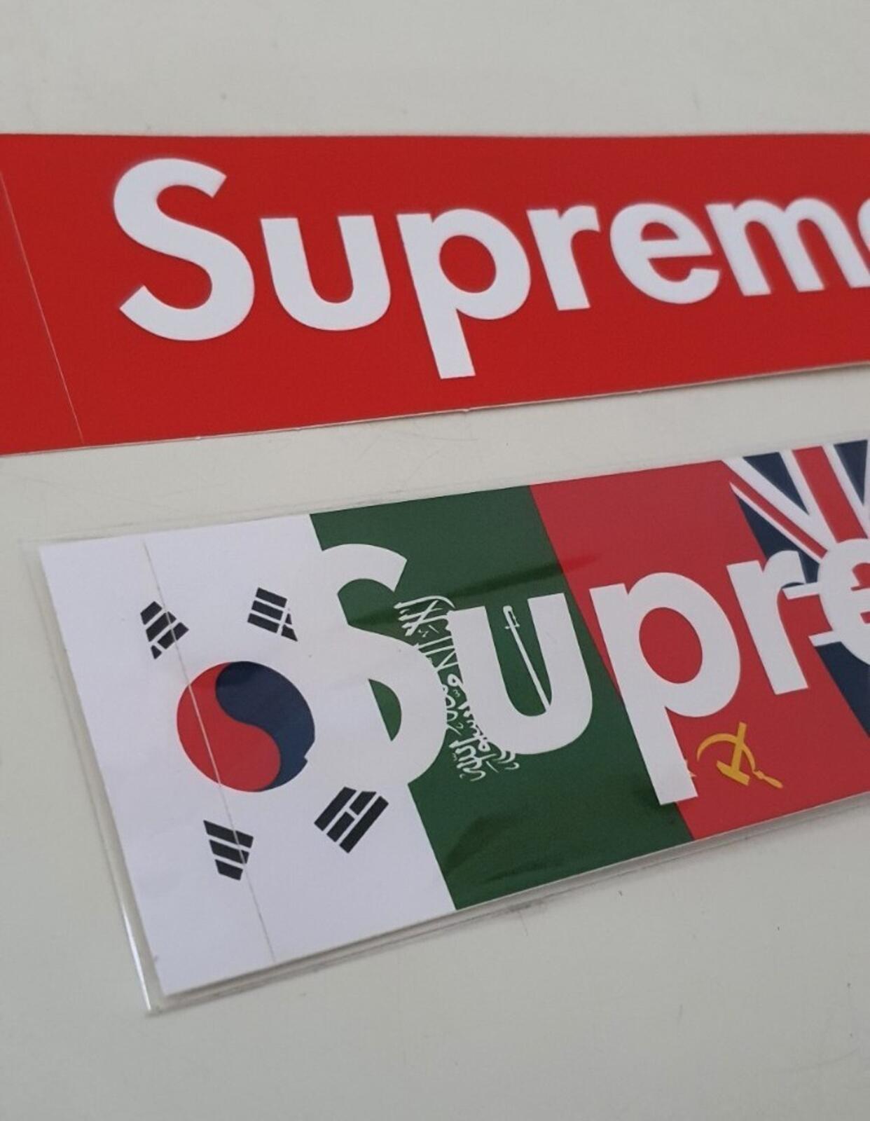 FW13 Supreme Flags box logo sticker vintage 2013 in protective sleeve Very Rare