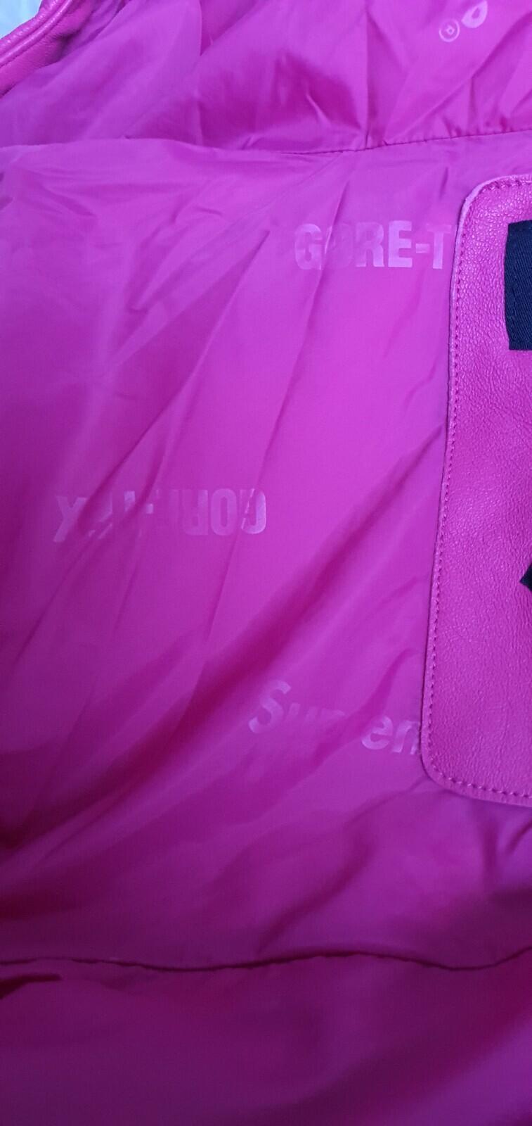 SS22 Supreme GORE-TEX leather jacket RRP $768 Size XL Magenta Pink Waterproof