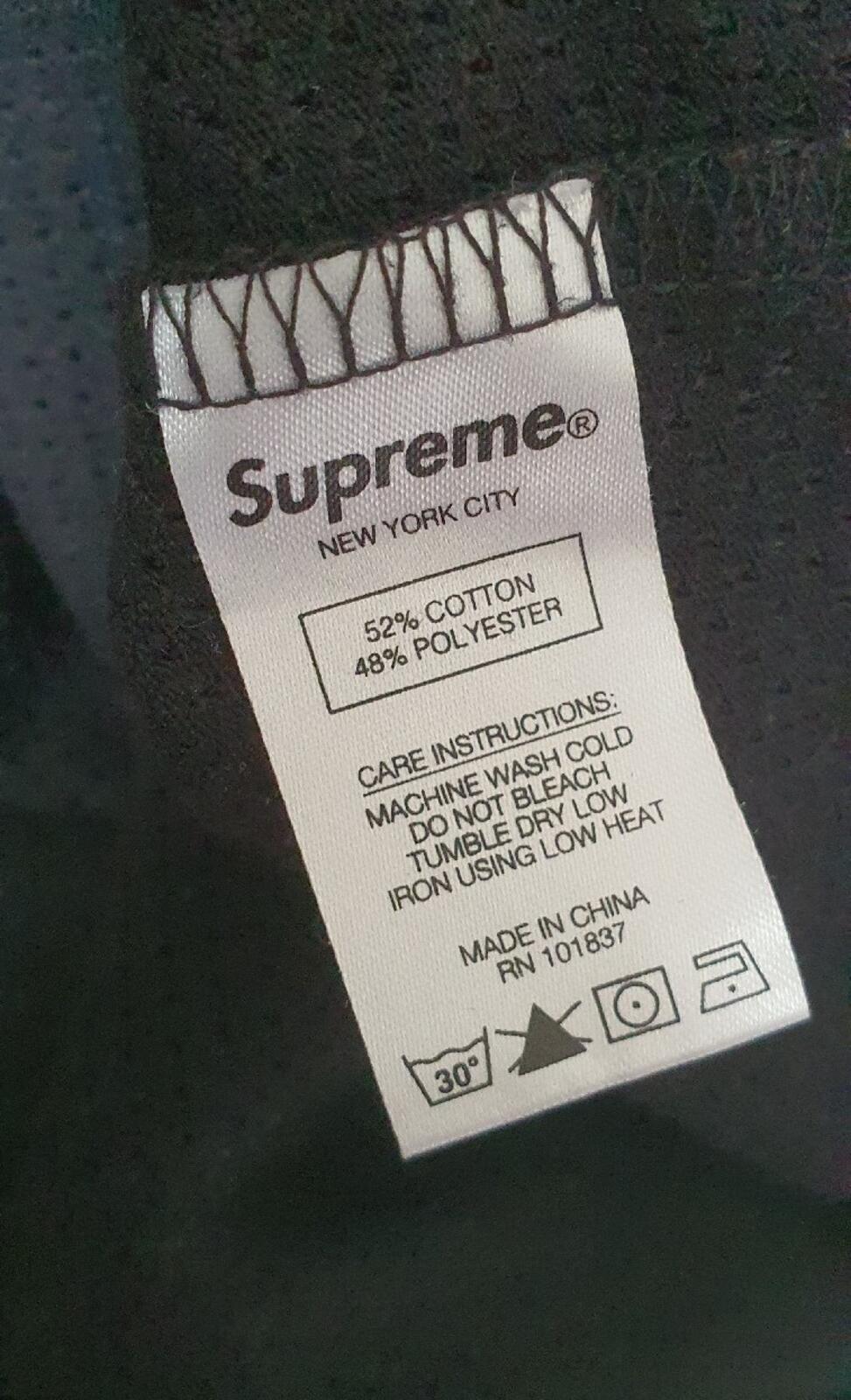SS20 Supreme Cotton Mesh Gradient Logo Top Black Tee Size M
