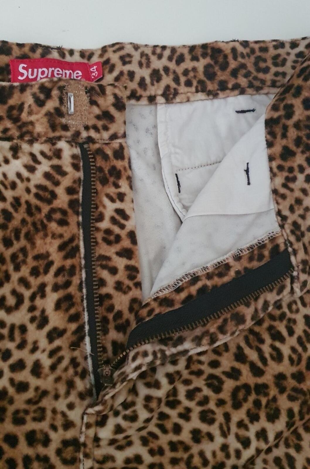 SS19 Supreme Velvet Leopard work short size 34 shorts