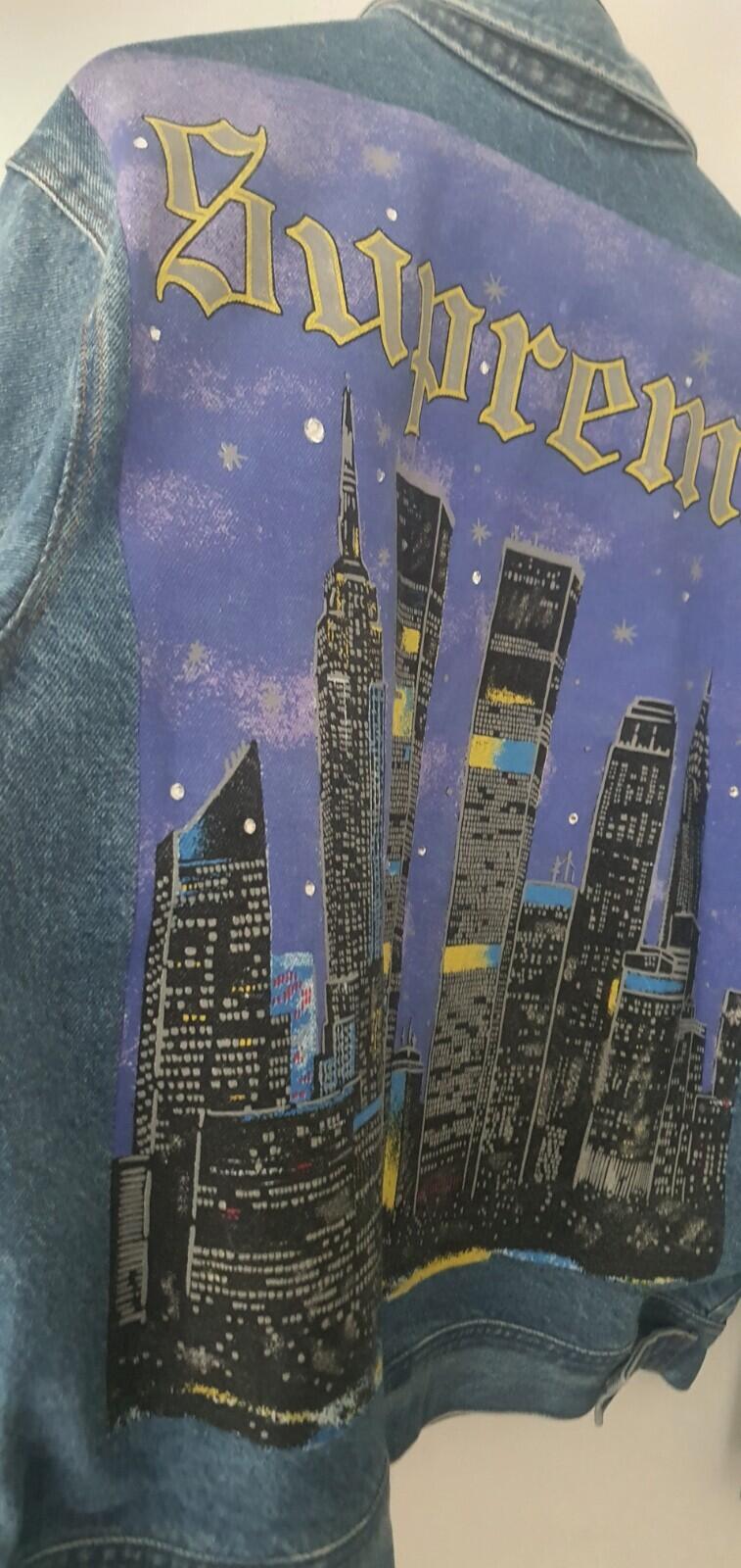 SS19 Supreme New York painted trucker jacket Size M Medium