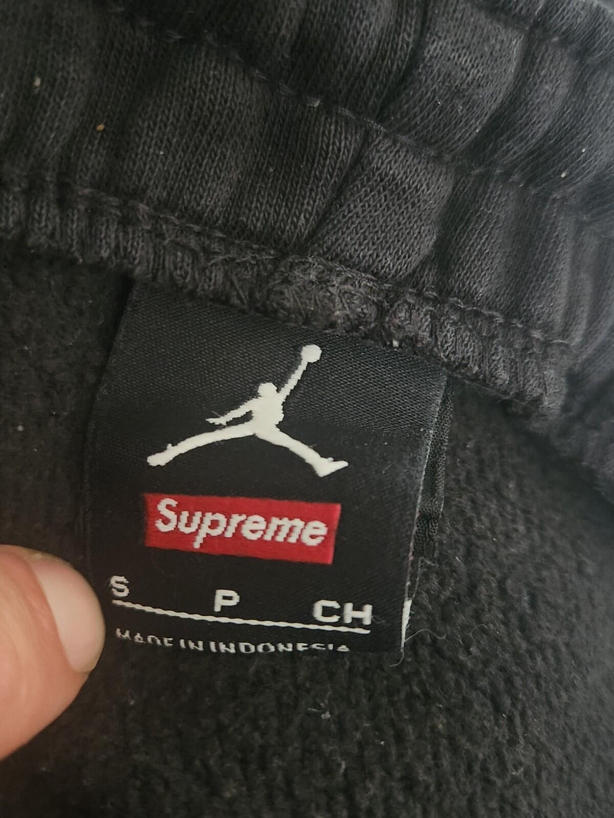 FW15 Supreme x Jordan sweatpant Size S Small Black Joggers Jumpman Pants