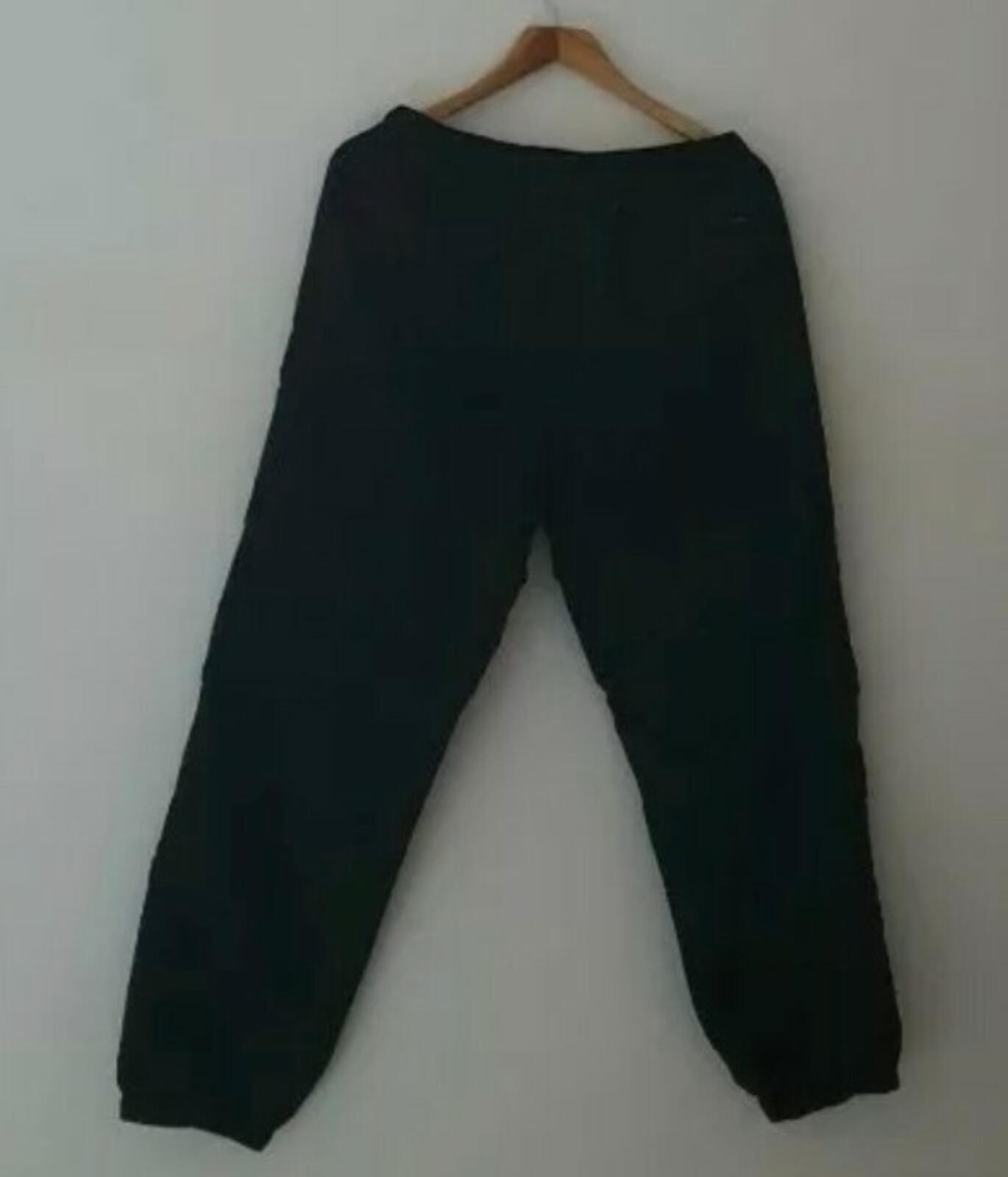 SS18 Supreme Tonal Taping nylon track pant size M medium black