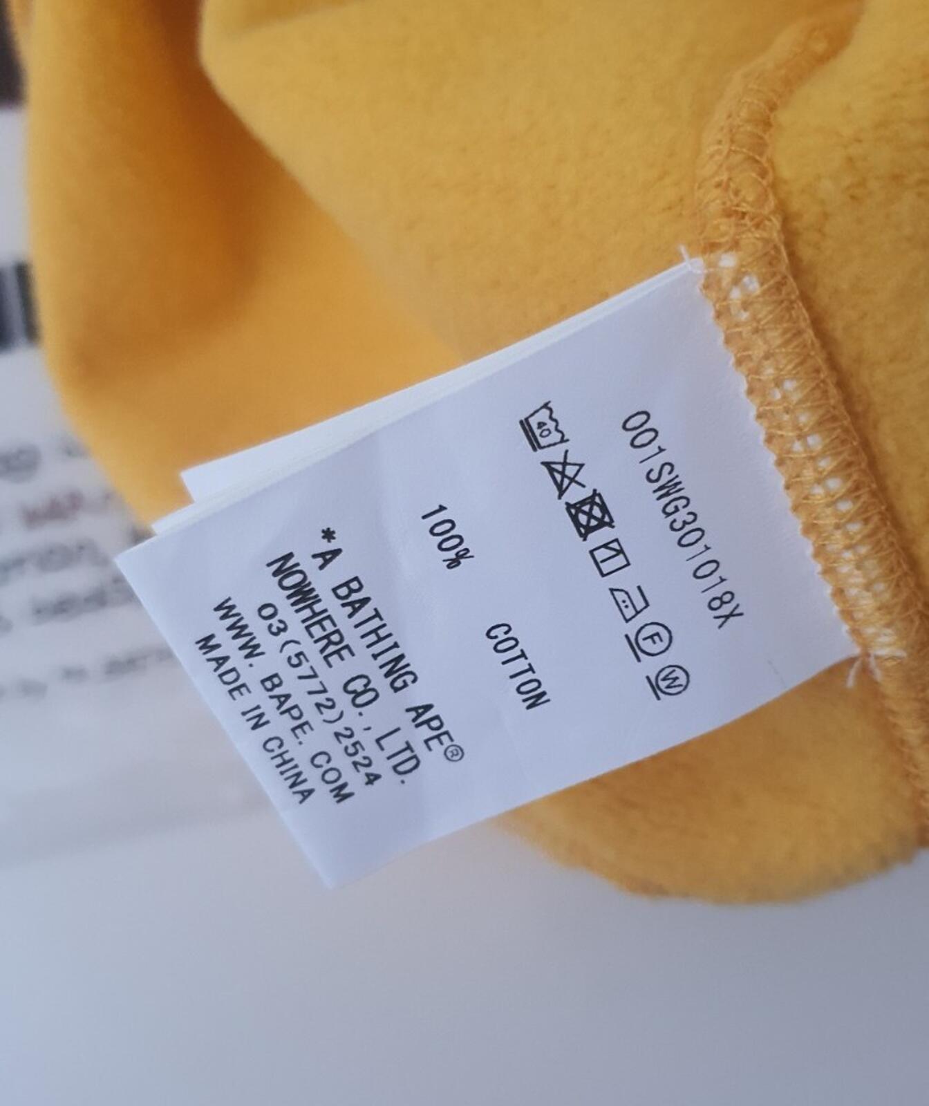A BATHING APE Bape head one point Crewneck RRP £199 yellow