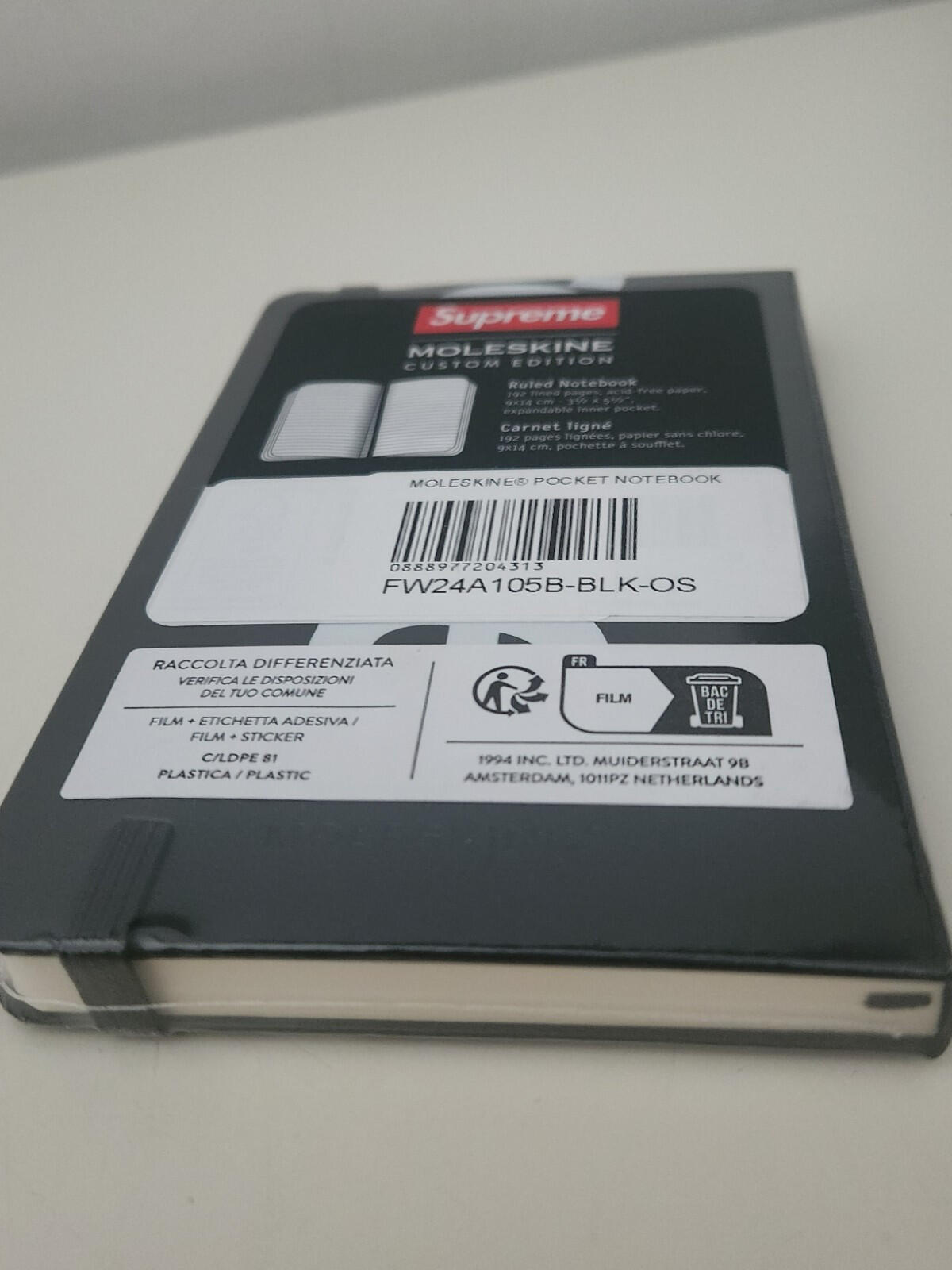 FW24 Supreme Moleskine Pocket Notebook Negro