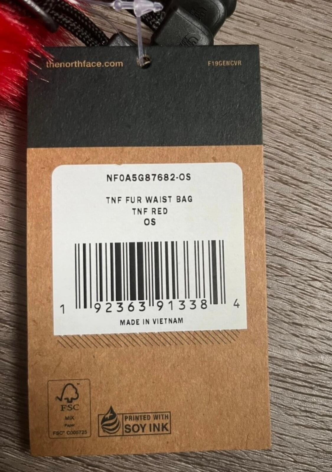 FW20 Supreme x THE NORTH FACE Faux Fur Bag Red