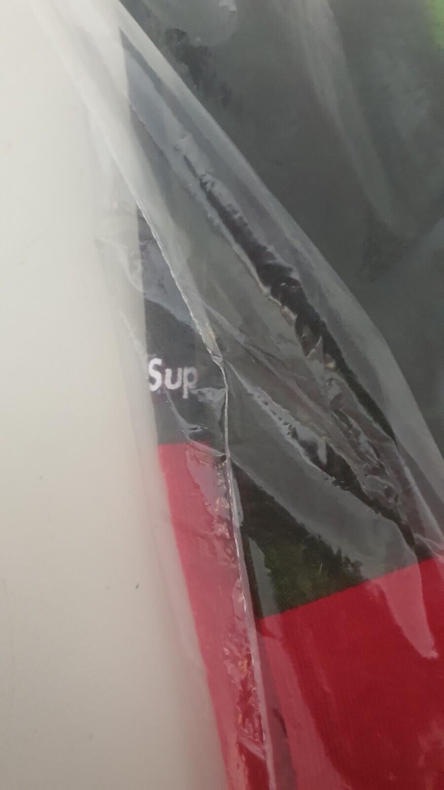 FW18 Supreme x Chris Cunningham Chihuahua Tee Red Size M