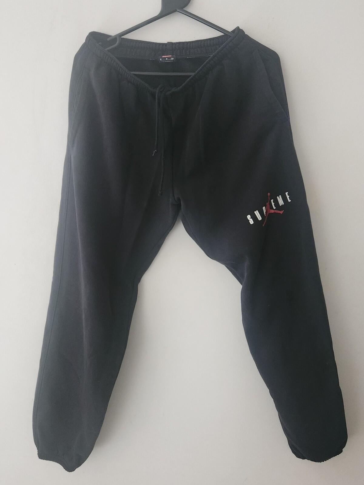 FW15 Supreme x Jordan sweatpant Size S Small Black Joggers Jumpman Pants
