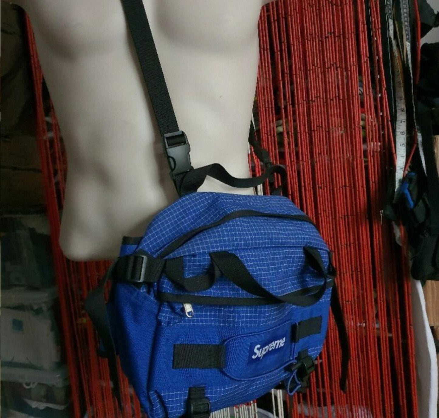 FW09 Supreme mountain bag duffle waist shoulder messenger belt vintage 2009 Blue