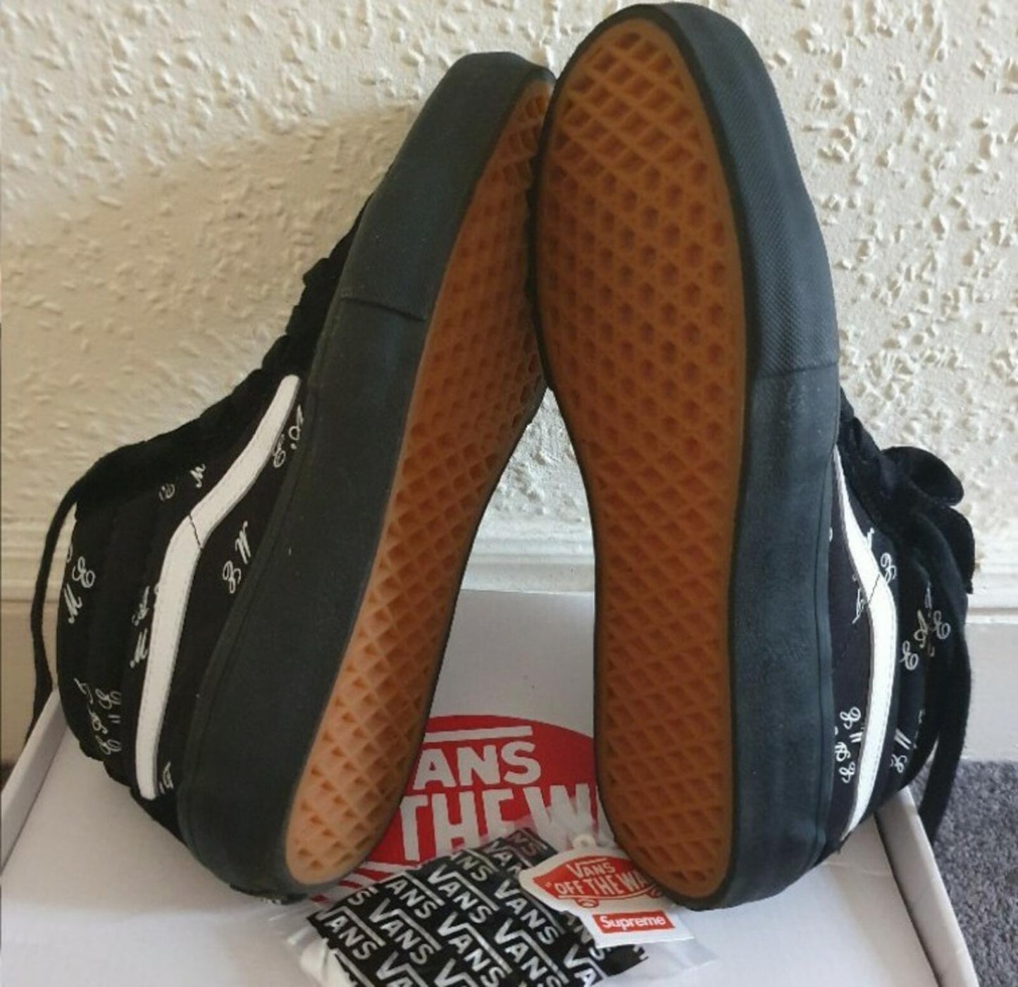 FW15 Supreme Vans Eat Me Sk8-Mid  1/1 factory defect Black Size UK 8 US 9 EUR 42