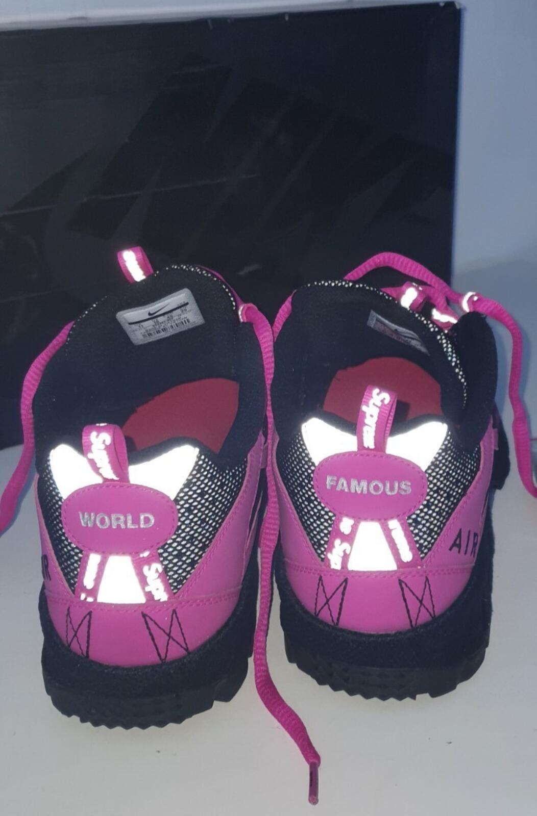 FW17 Supreme x Nike Air Humara '17 trainers Fire Pink US 11 UK 10  EU 45 lot