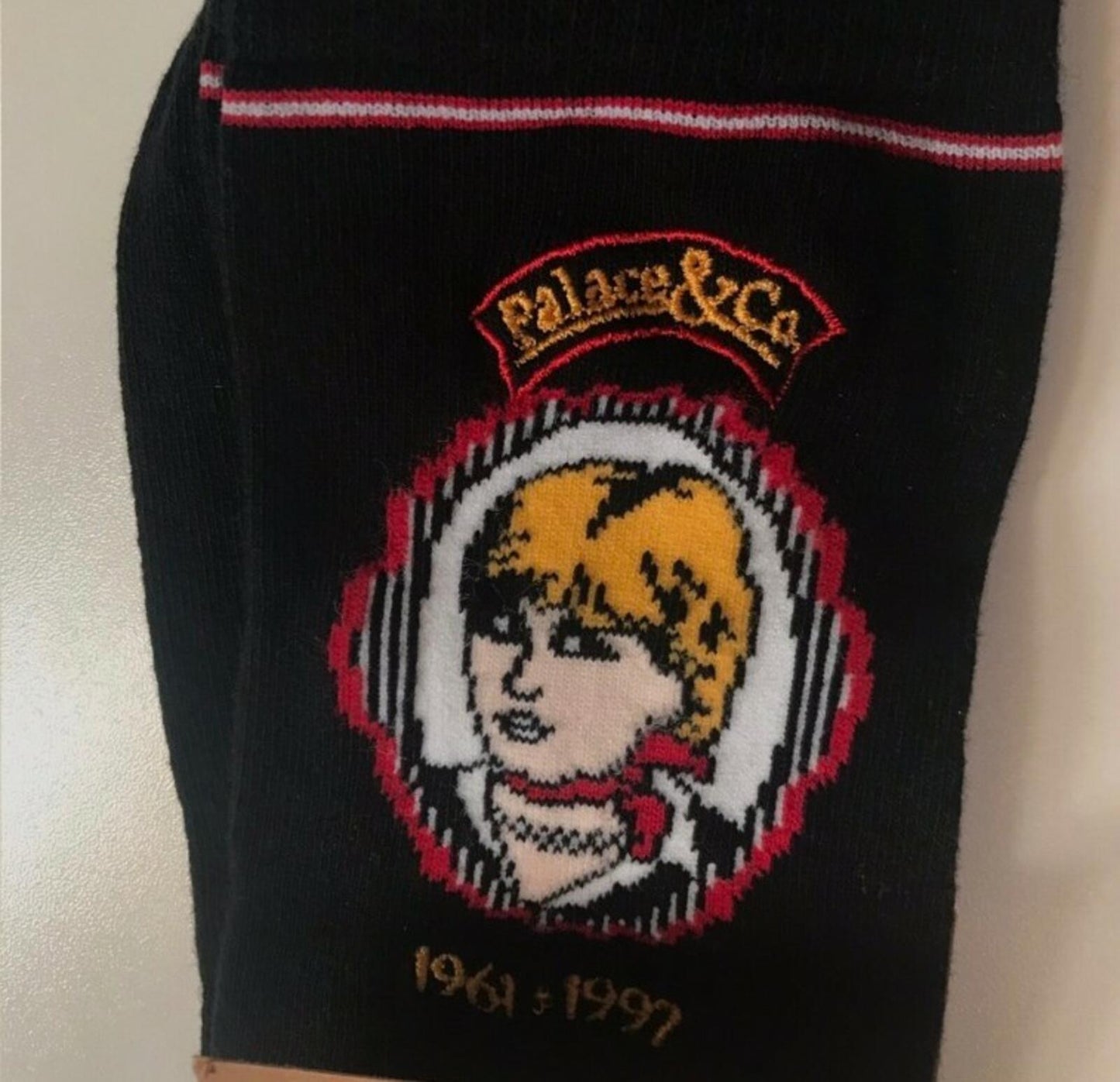 AW17 Palace POW Calcetines negros talla L/XL Lady Diana grande / XL Nuevos